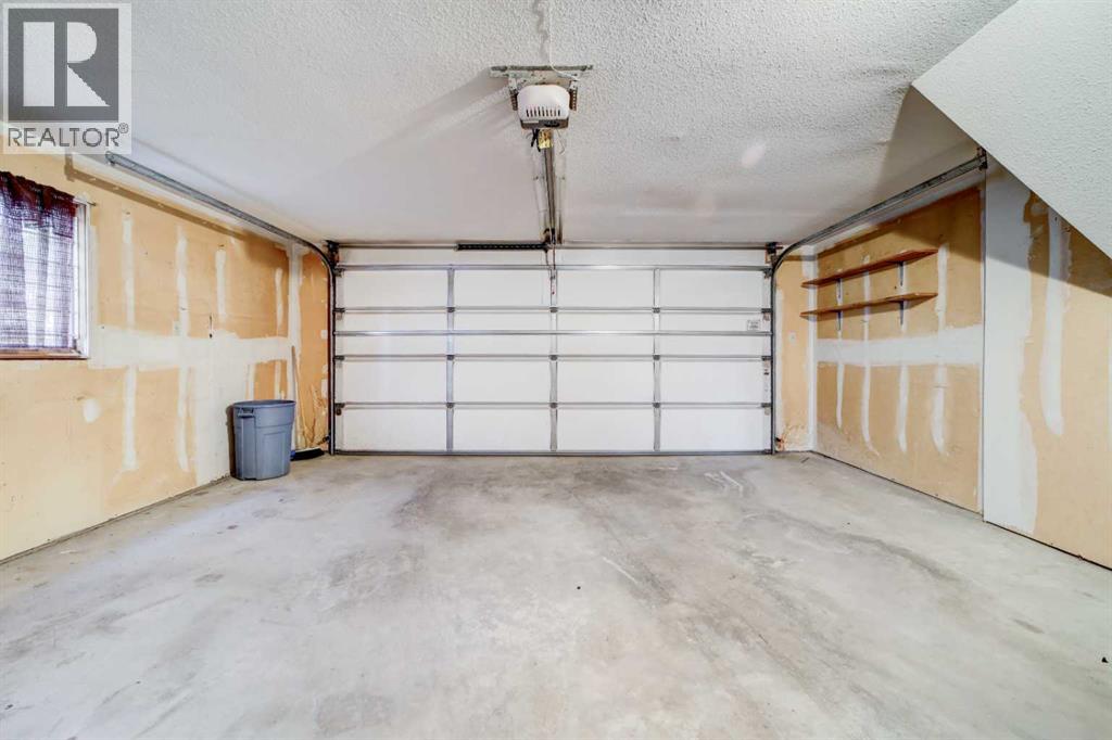 129 Oxford Road W, Lethbridge, Alberta  T1K 4V6 - Photo 38 - A2296940