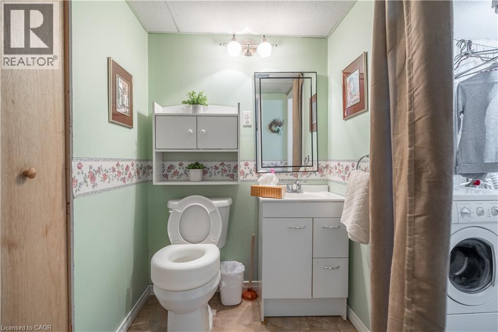 161 East 24th Street, Hamilton, Ontario  L8V 2Y2 - Photo 17 - 40814382