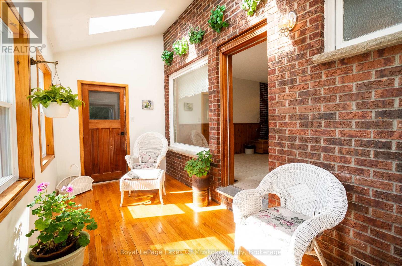 96 520 Highway W, Burk's Falls, Ontario  P0C 1A0 - Photo 11 - X12928874