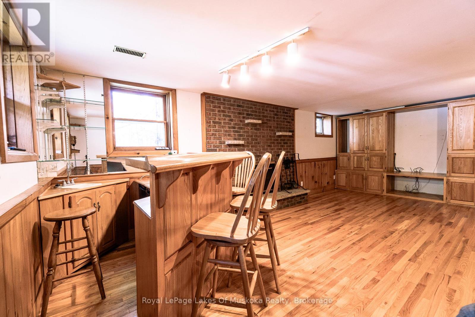 96 520 Highway W, Burk's Falls, Ontario  P0C 1A0 - Photo 22 - X12928874