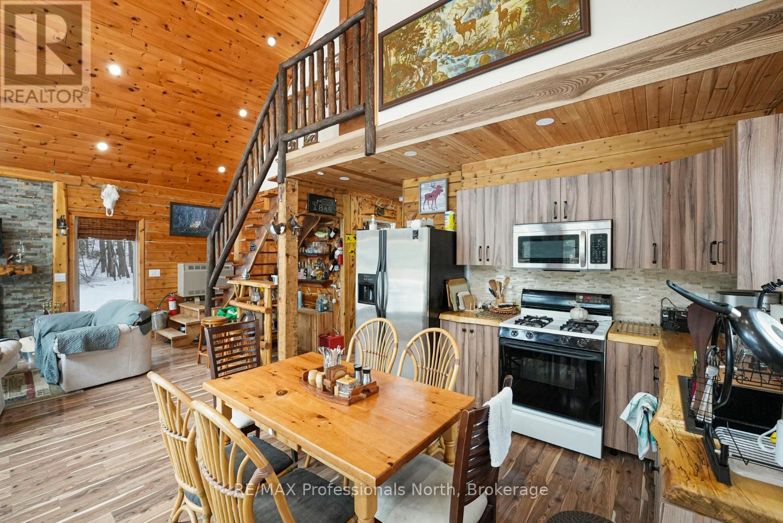 1029 Cranberry Lake Road, Dysart Et Al (Guilford), Ontario  K0M 1S0 - Photo 11 - X12928880