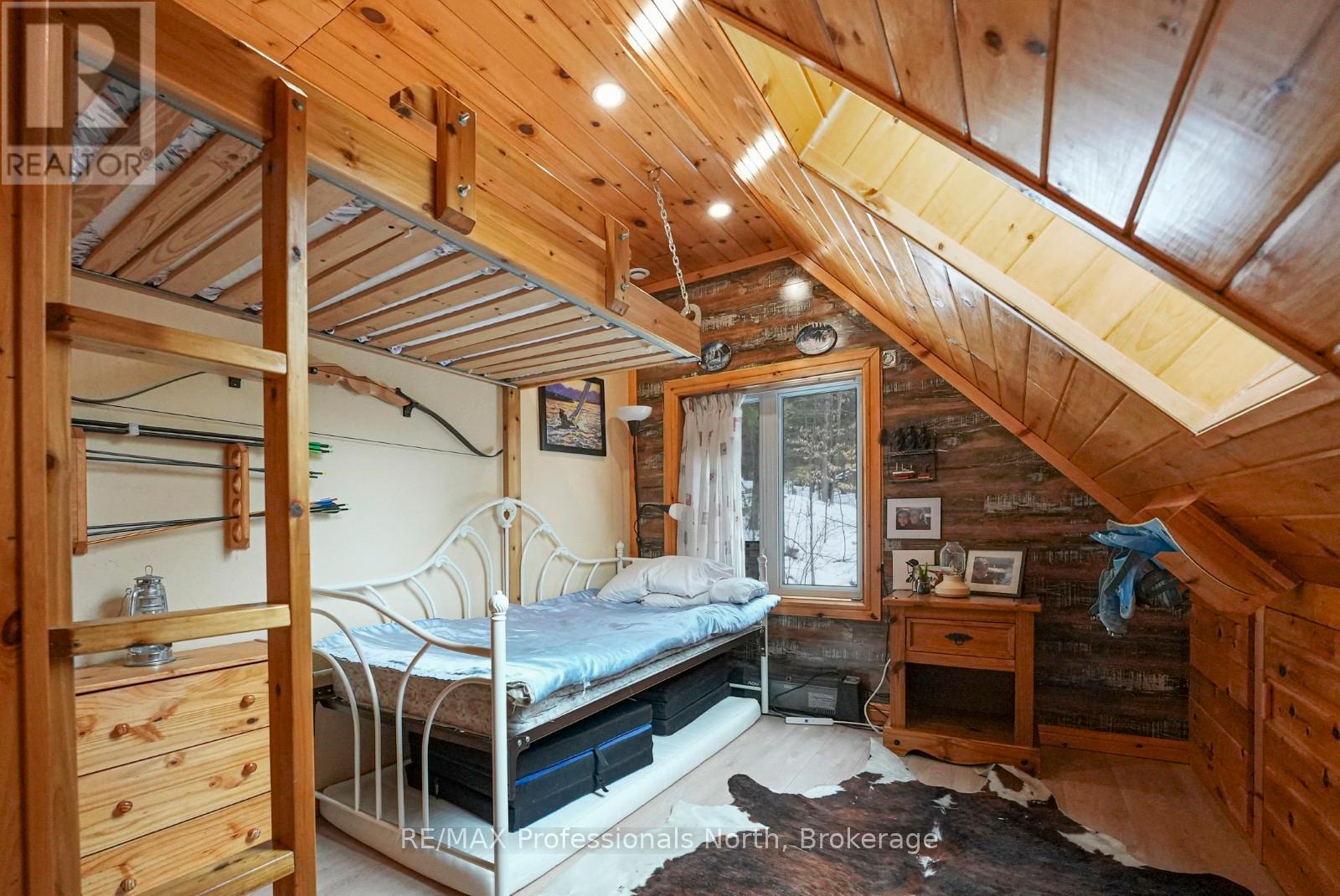 1029 Cranberry Lake Road, Dysart Et Al (Guilford), Ontario  K0M 1S0 - Photo 19 - X12928880