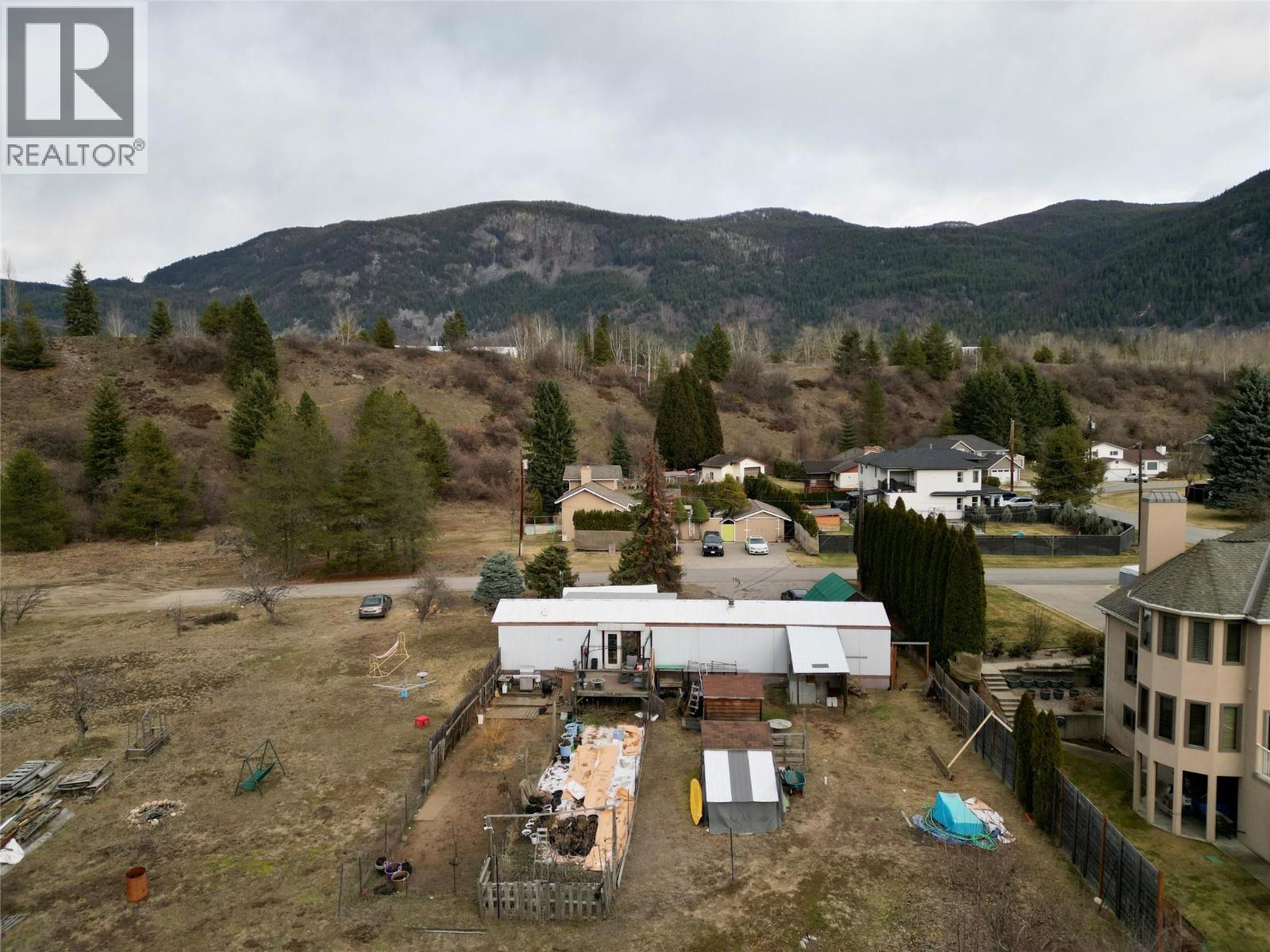 1040 Wild Orchard Lane, Castlegar, British Columbia  V1N 4L1 - Photo 25 - 10379153
