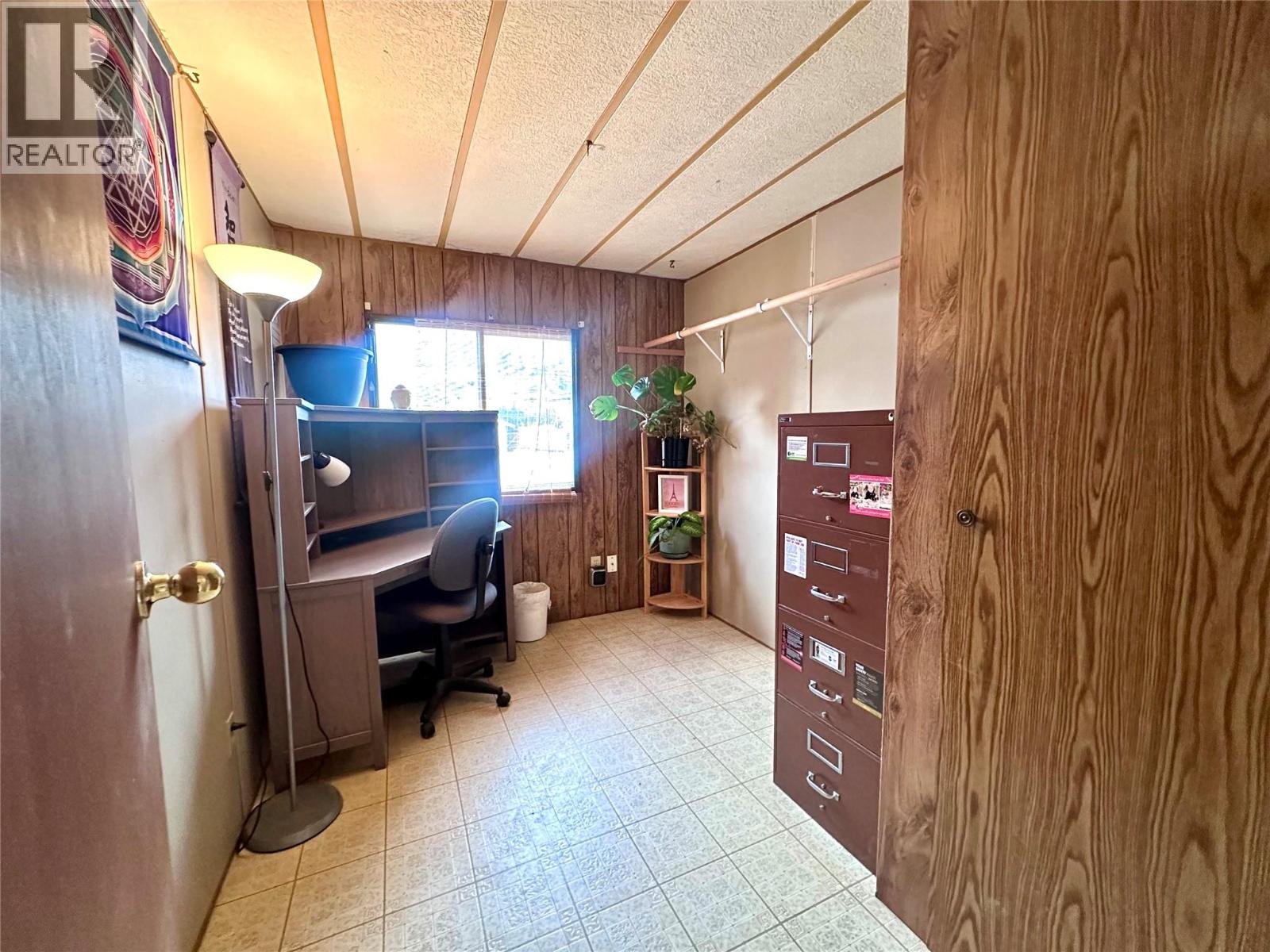 1040 Wild Orchard Lane, Castlegar, British Columbia  V1N 4L1 - Photo 13 - 10379153