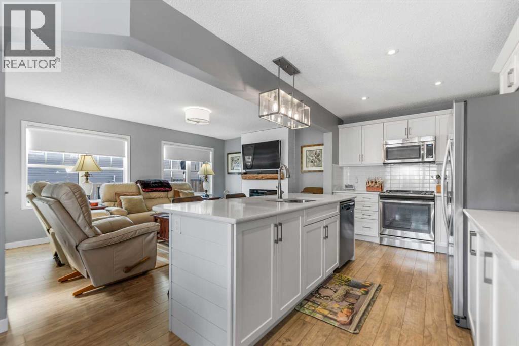 113 Osborne Rise Sw, Airdrie, Alberta  T4B 4A1 - Photo 8 - A2291075