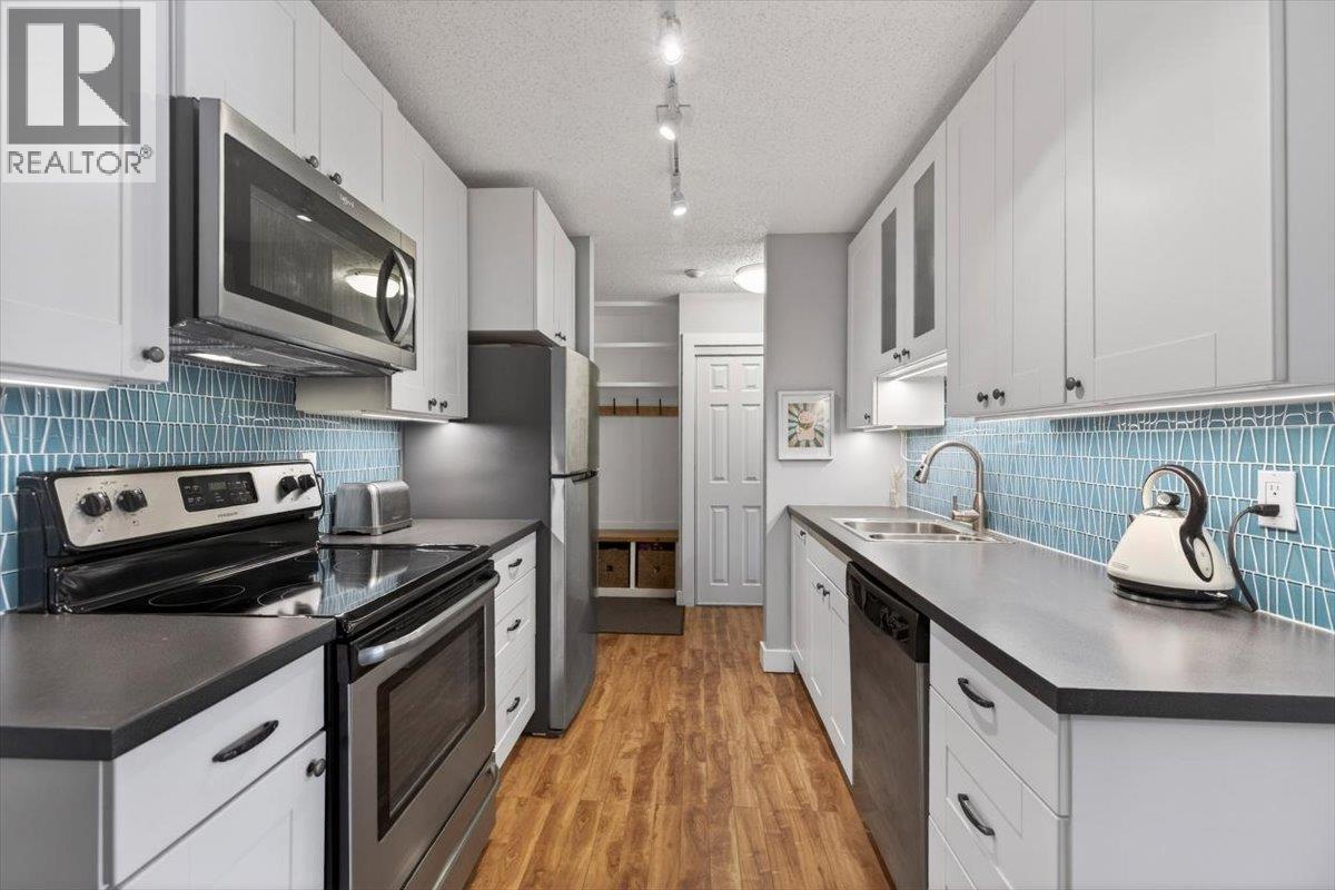 65 Cokato Road Unit# 304, Fernie, British Columbia  V0B 1M4 - Photo 8 - 10379565