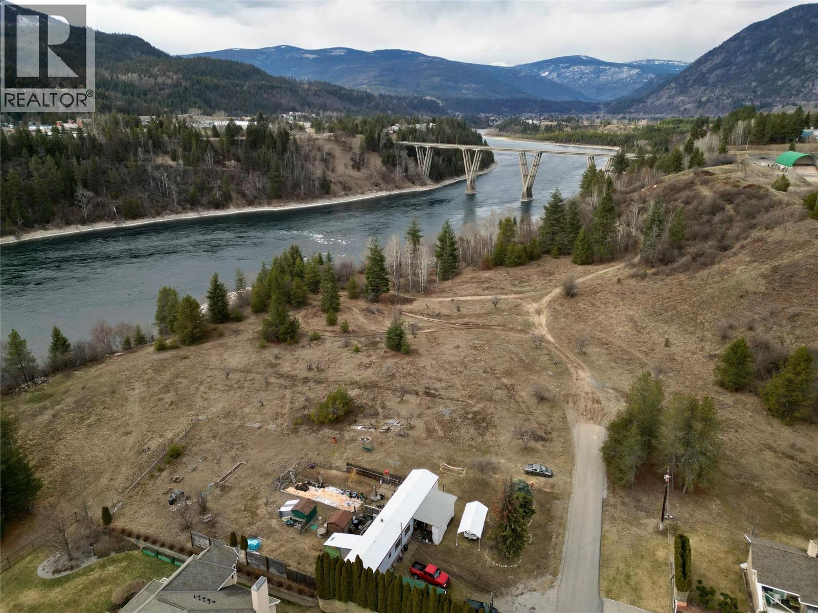 1040 Wild Orchard Lane, Castlegar, British Columbia  V1N 4L1 - Photo 23 - 10379153