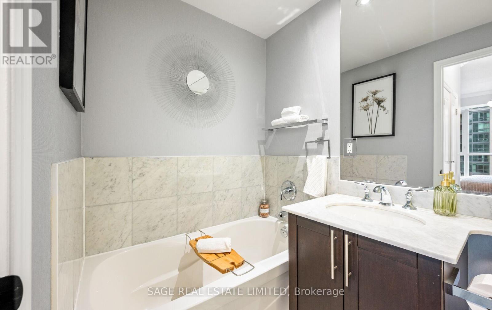 506 - 628 Fleet Street, Toronto, Ontario M5V 1A8 - Photo 30 - C12928814