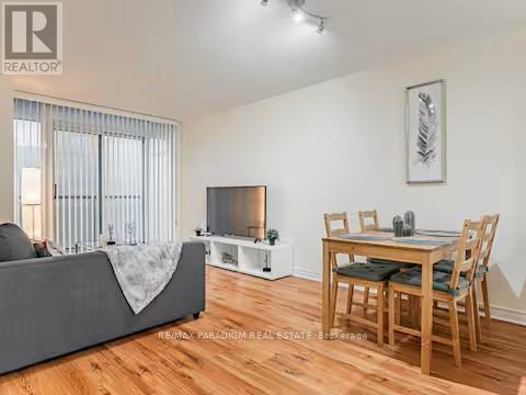 3703 - 30 Grand Trunk Crescent, Toronto (Waterfront Communities), Ontario  M5J 3A4 - Photo 5 - C12928898