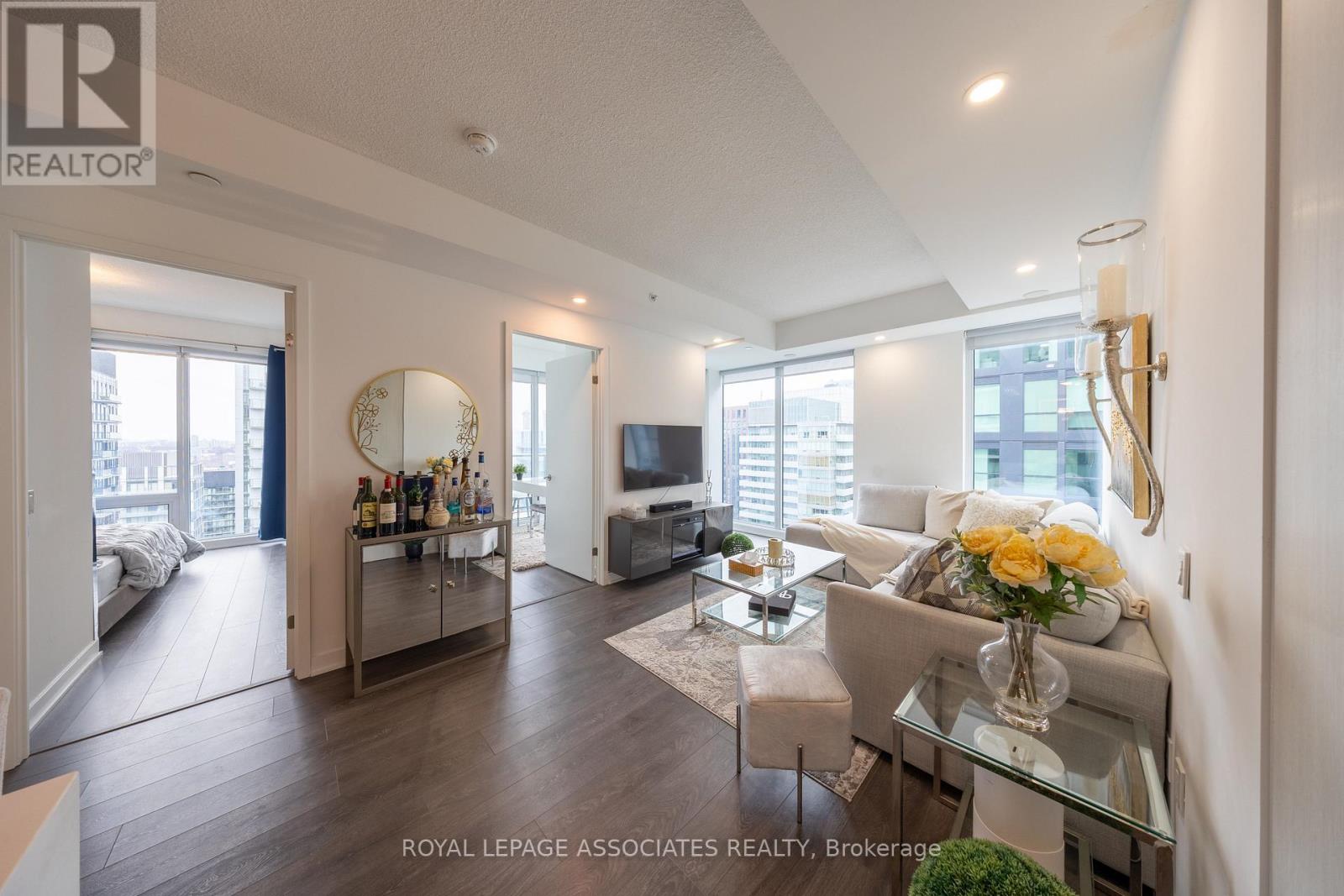 5206 - 125 BLUE JAYS WAY, Toronto, Ontario