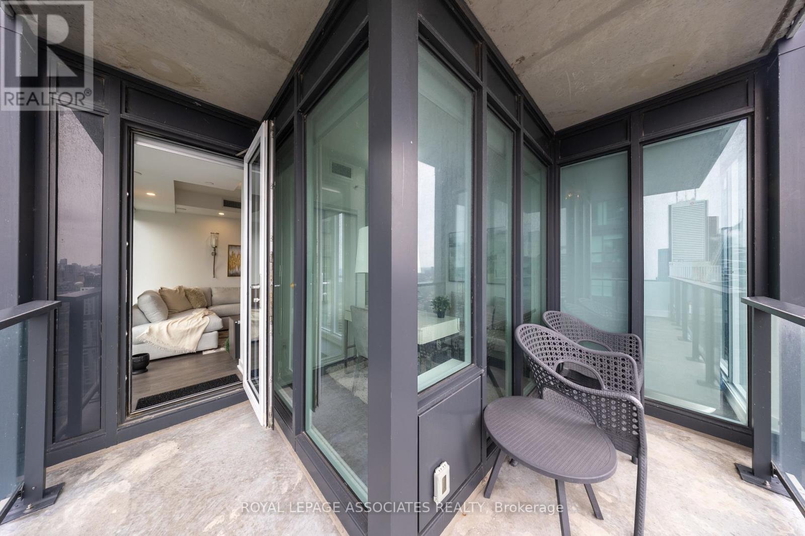 5206 - 125 Blue Jays Way, Toronto (Waterfront Communities), Ontario  M5V 0N5 - Photo 11 - C12928900