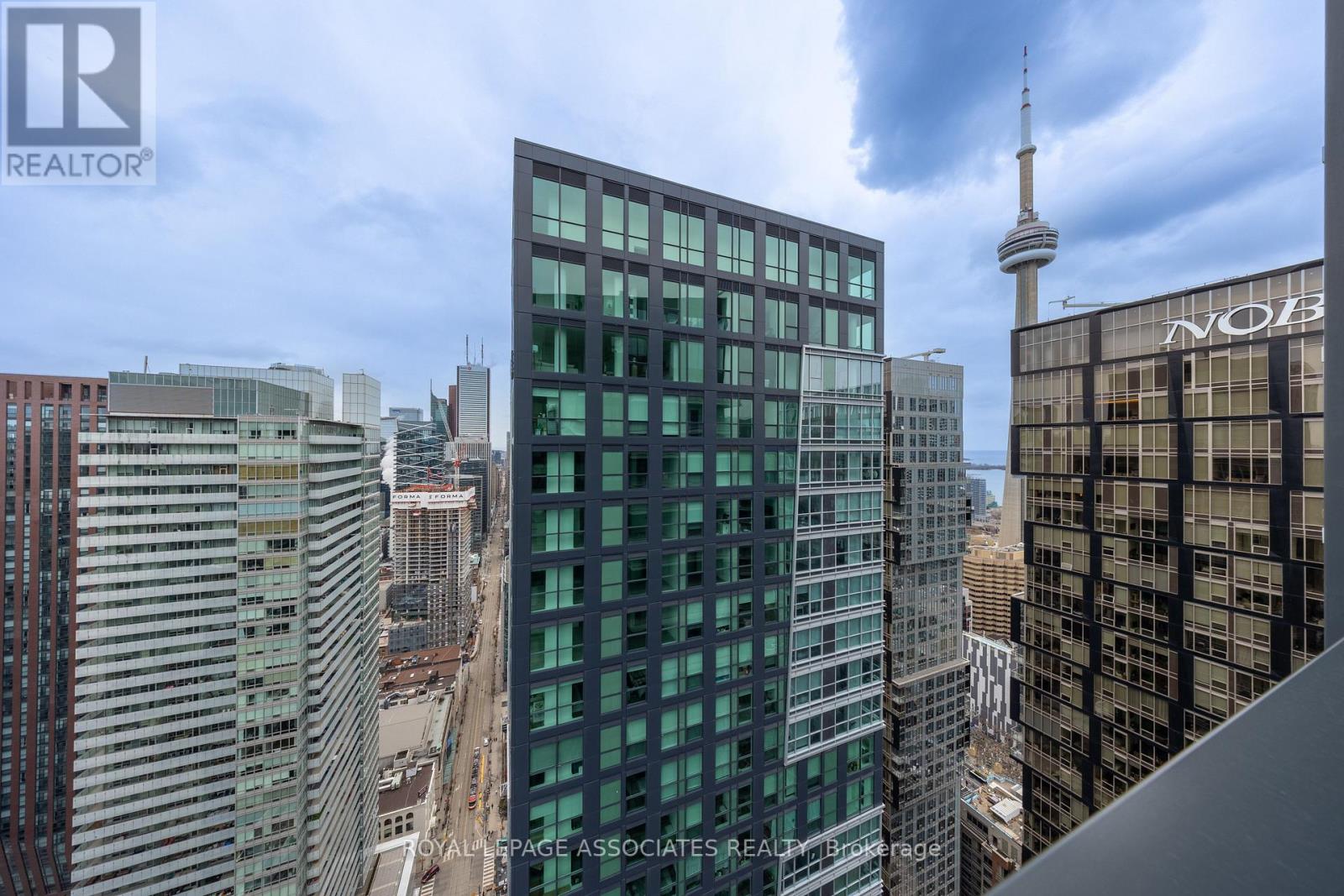 5206 - 125 Blue Jays Way, Toronto (Waterfront Communities), Ontario  M5V 0N5 - Photo 15 - C12928900