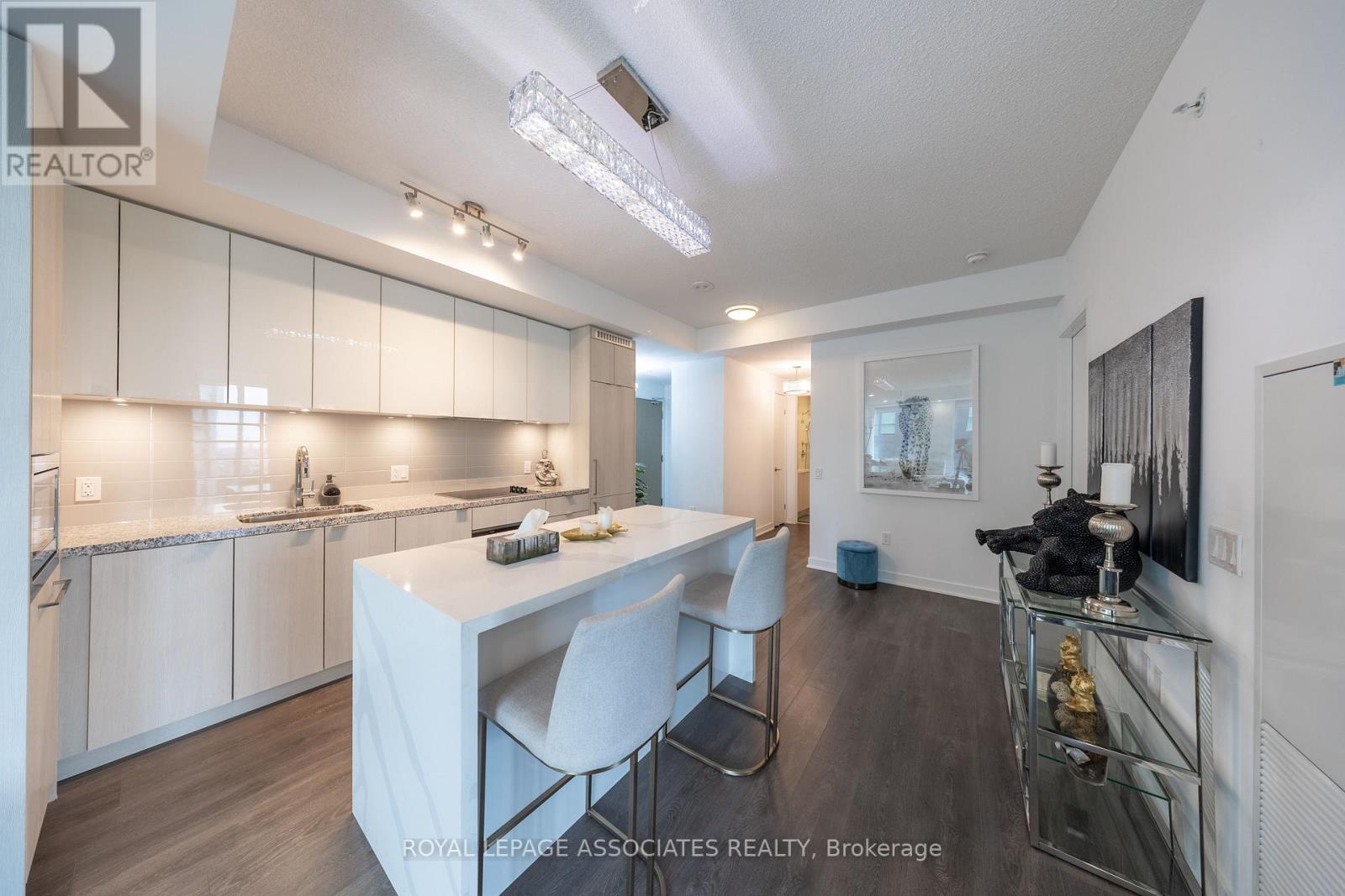 5206 - 125 Blue Jays Way, Toronto (Waterfront Communities), Ontario  M5V 0N5 - Photo 6 - C12928900