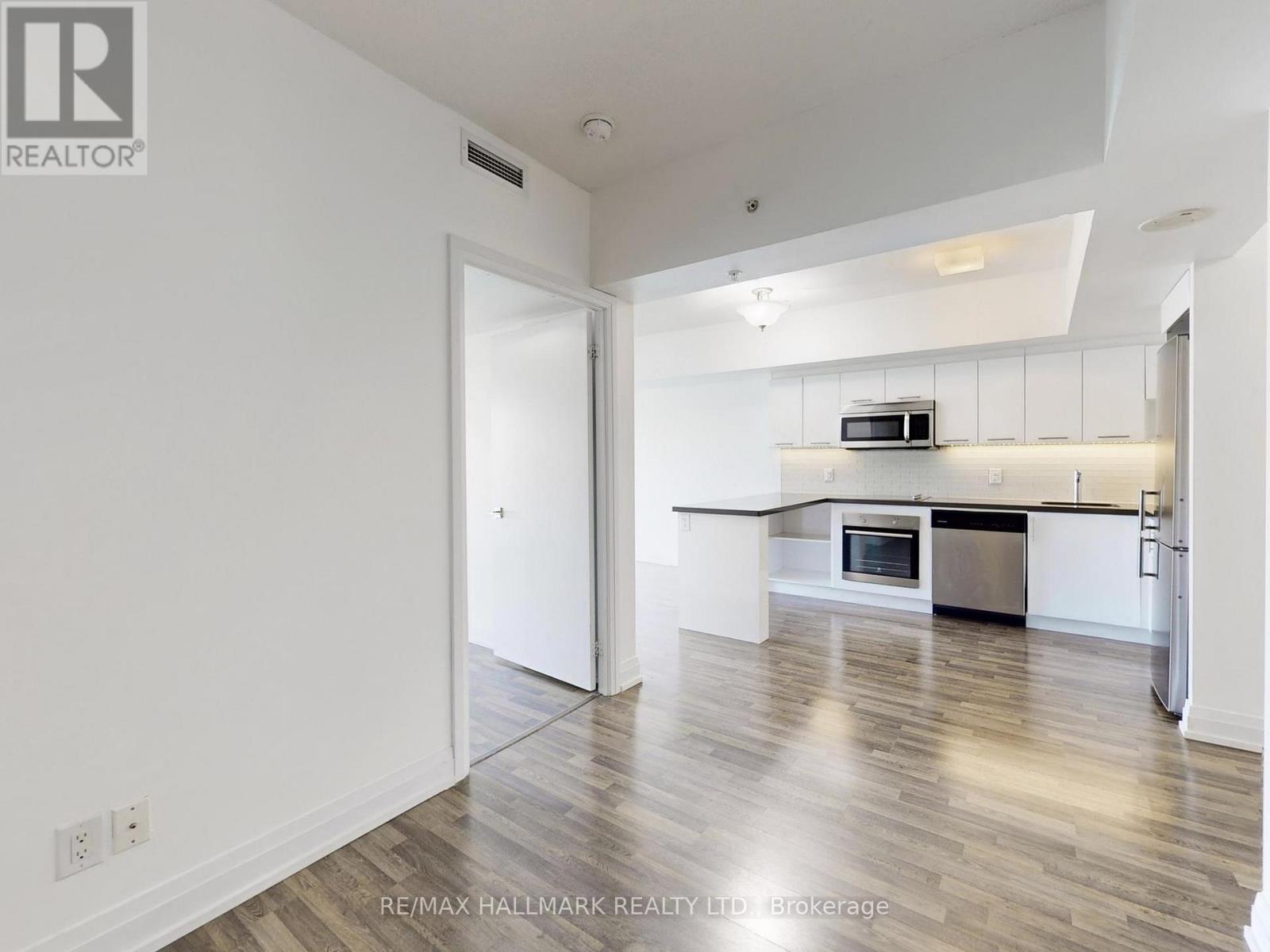 1207 W - 565 Wilson Avenue, Toronto (Clanton Park), Ontario  M3H 0C6 - Photo 13 - C12928902