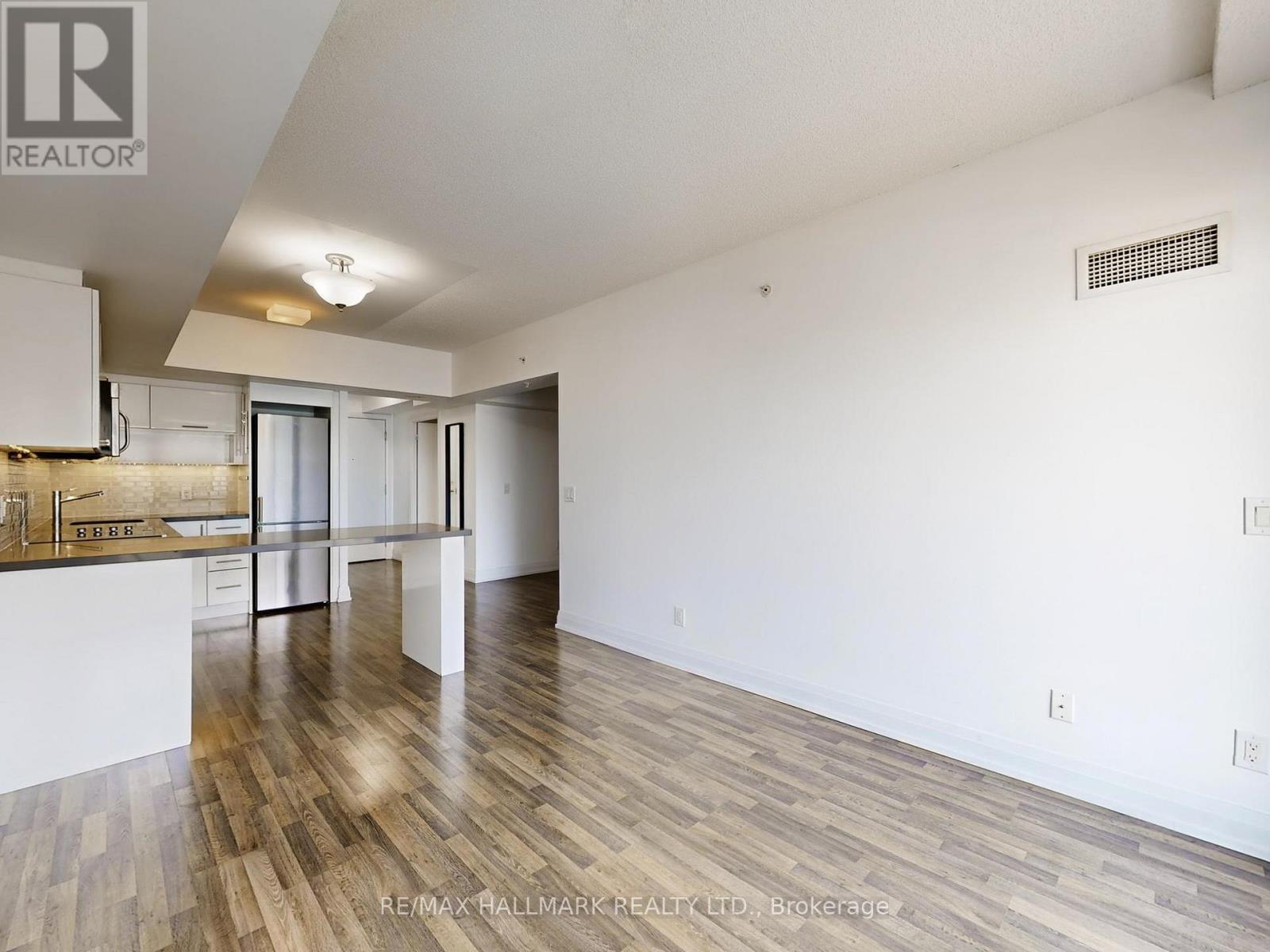 1207 W - 565 Wilson Avenue, Toronto (Clanton Park), Ontario  M3H 0C6 - Photo 4 - C12928902