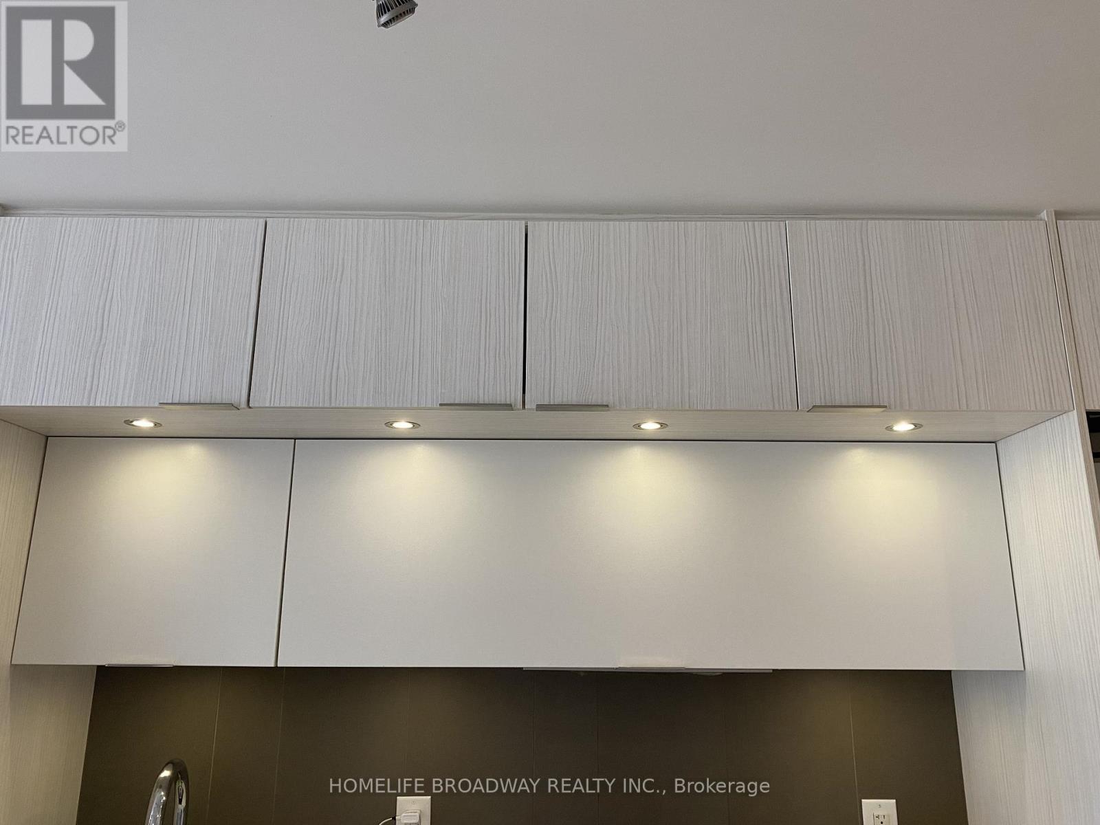 820 - 170 Sumach Street, Toronto (Regent Park), Ontario  M5A 0C3 - Photo 6 - C12928936