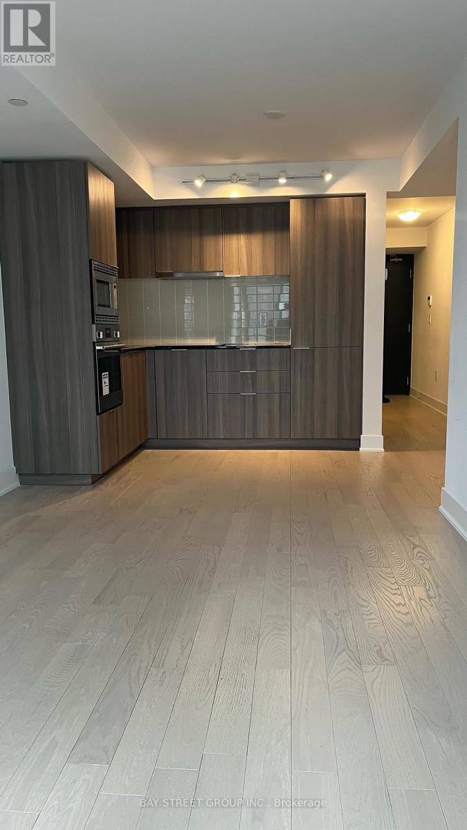 2418 - 955 Bay Street, Toronto (Bay Street Corridor), Ontario  M5S 0C6 - Photo 7 - C12928950