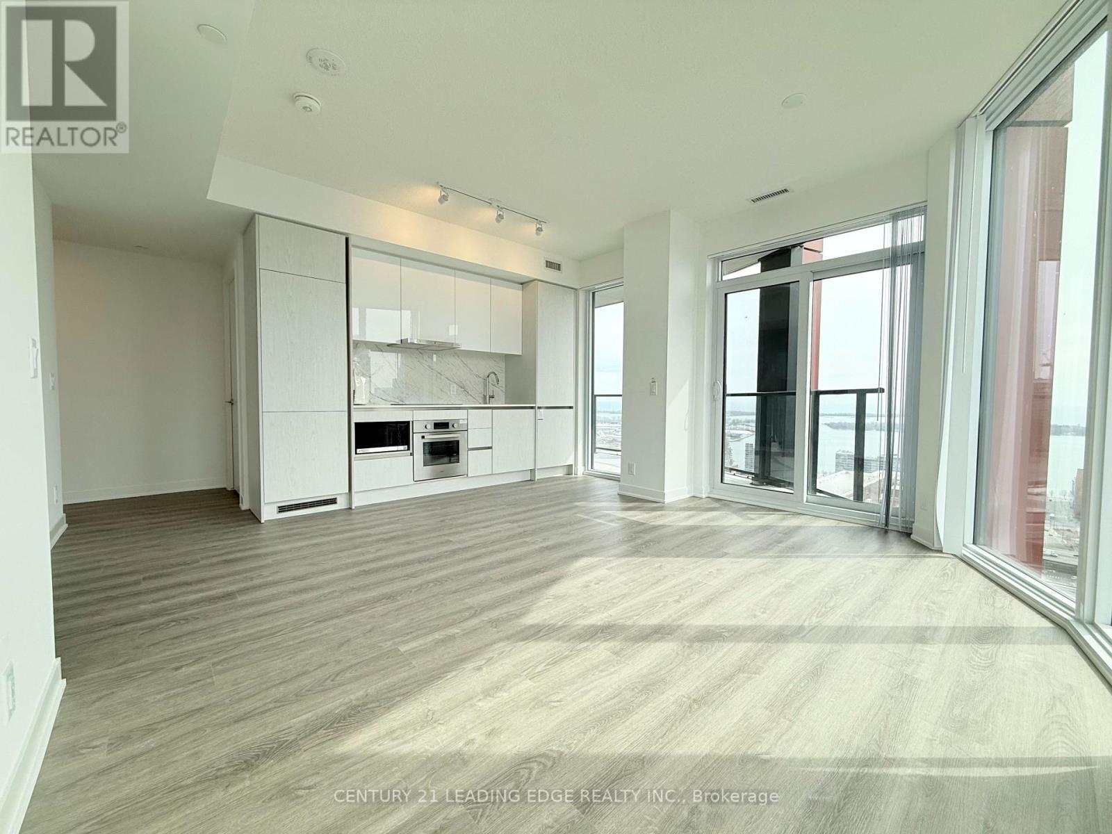 4310 - 180 Front Street E, Toronto (Moss Park), Ontario  M5A 0A9 - Photo 4 - C12928984