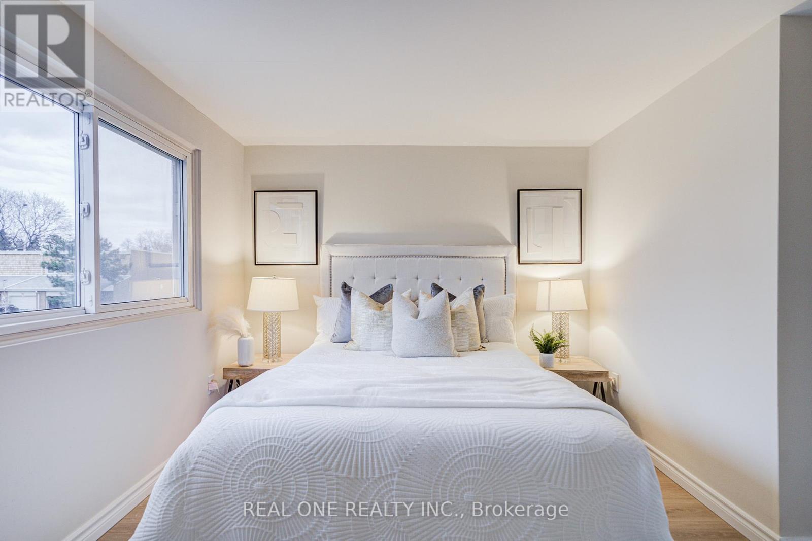 81 Elsa Vine Way, Toronto (Bayview Village), Ontario  M2J 4H8 - Photo 22 - C12929042