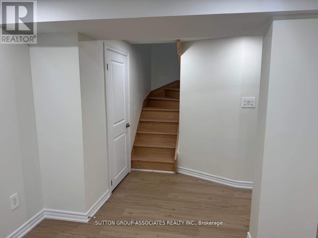 121 Yardley Avenue, Toronto (O'connor-Parkview), Ontario  M4B 2B3 - Photo 21 - E12928780