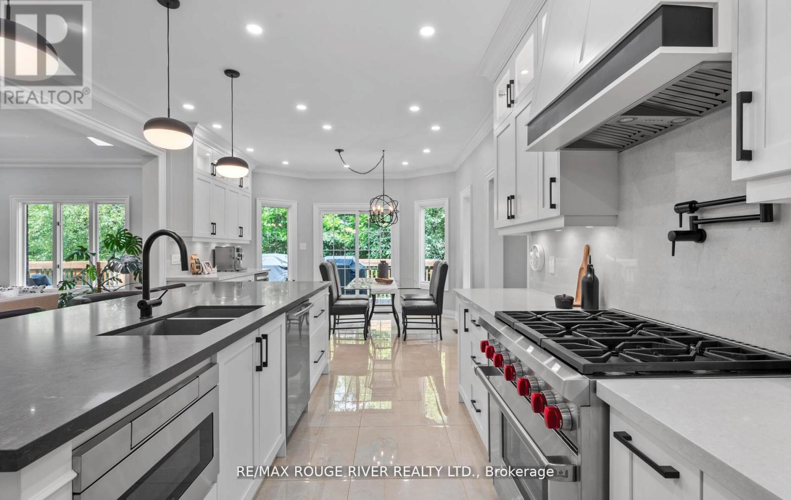 10 Kresia Lane, Clarington, Ontario  L1E 2G8 - Photo 9 - E12928826