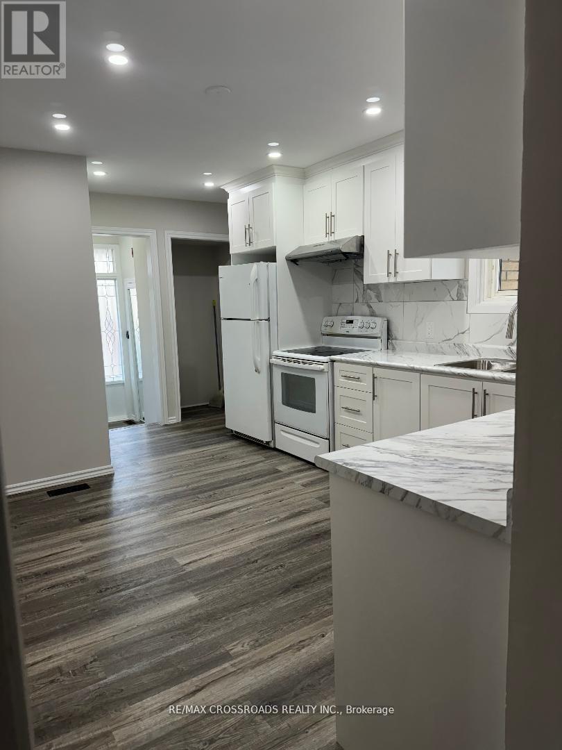 24 Cole Avenue, Clarington (Bowmanville), Ontario  L1C 1K6 - Photo 4 - E12928842