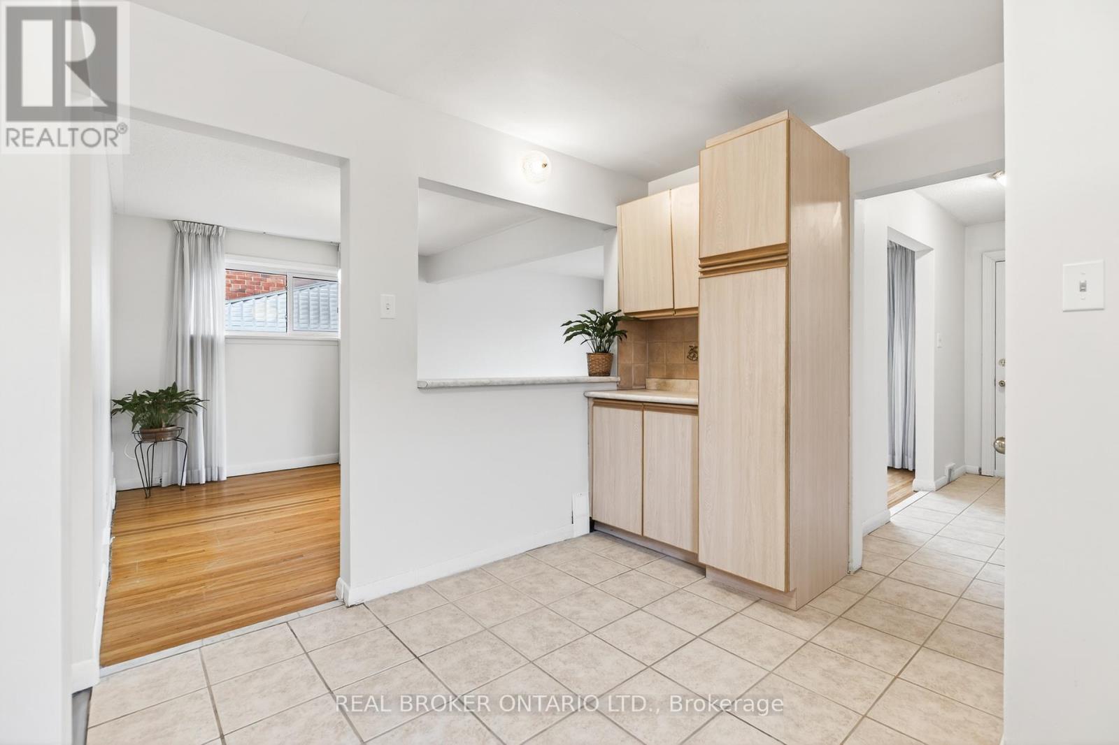 141 Ellesmere Road, Toronto, Ontario  M1R 4C3 - Photo 11 - E12928918