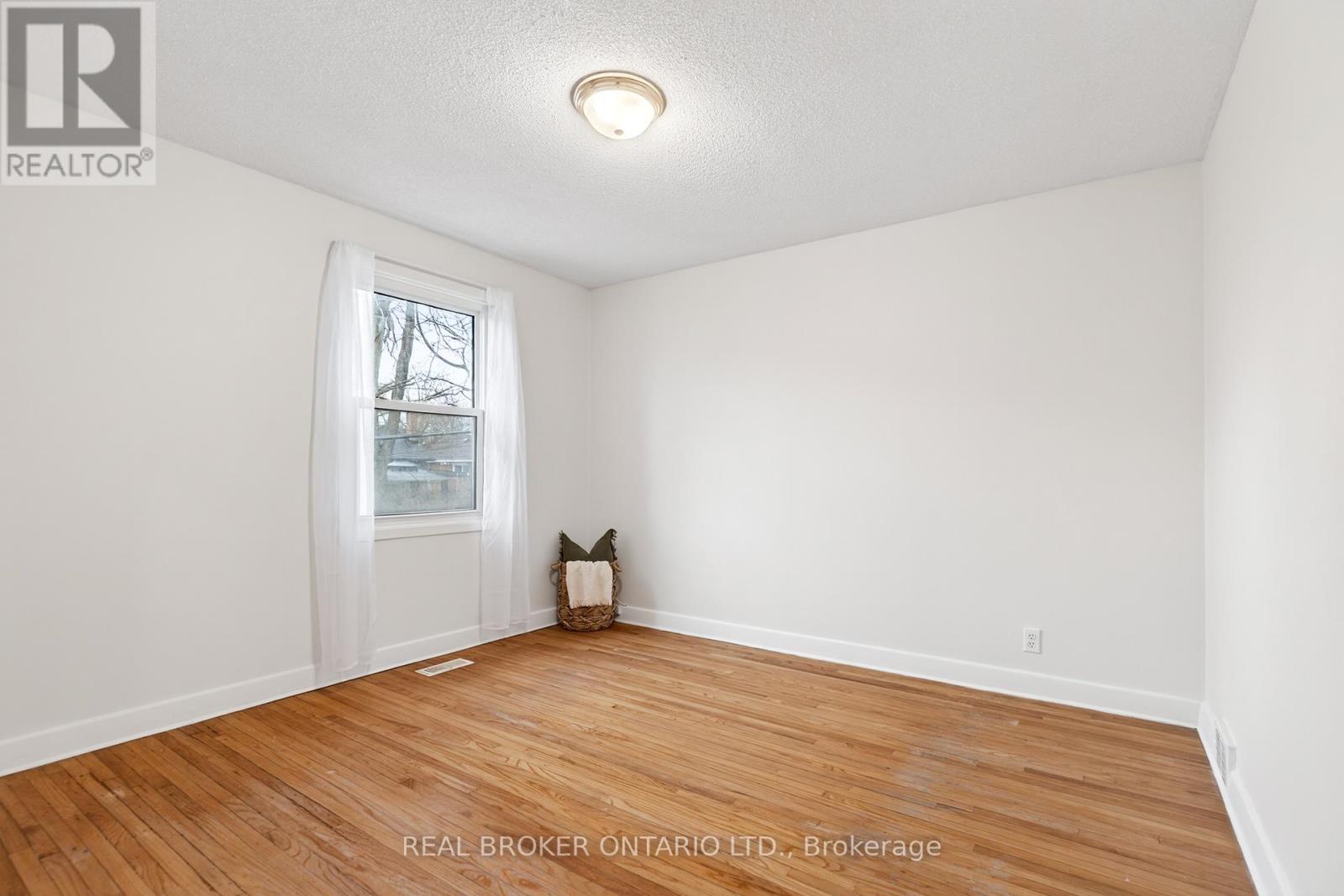 141 Ellesmere Road, Toronto, Ontario  M1R 4C3 - Photo 15 - E12928918