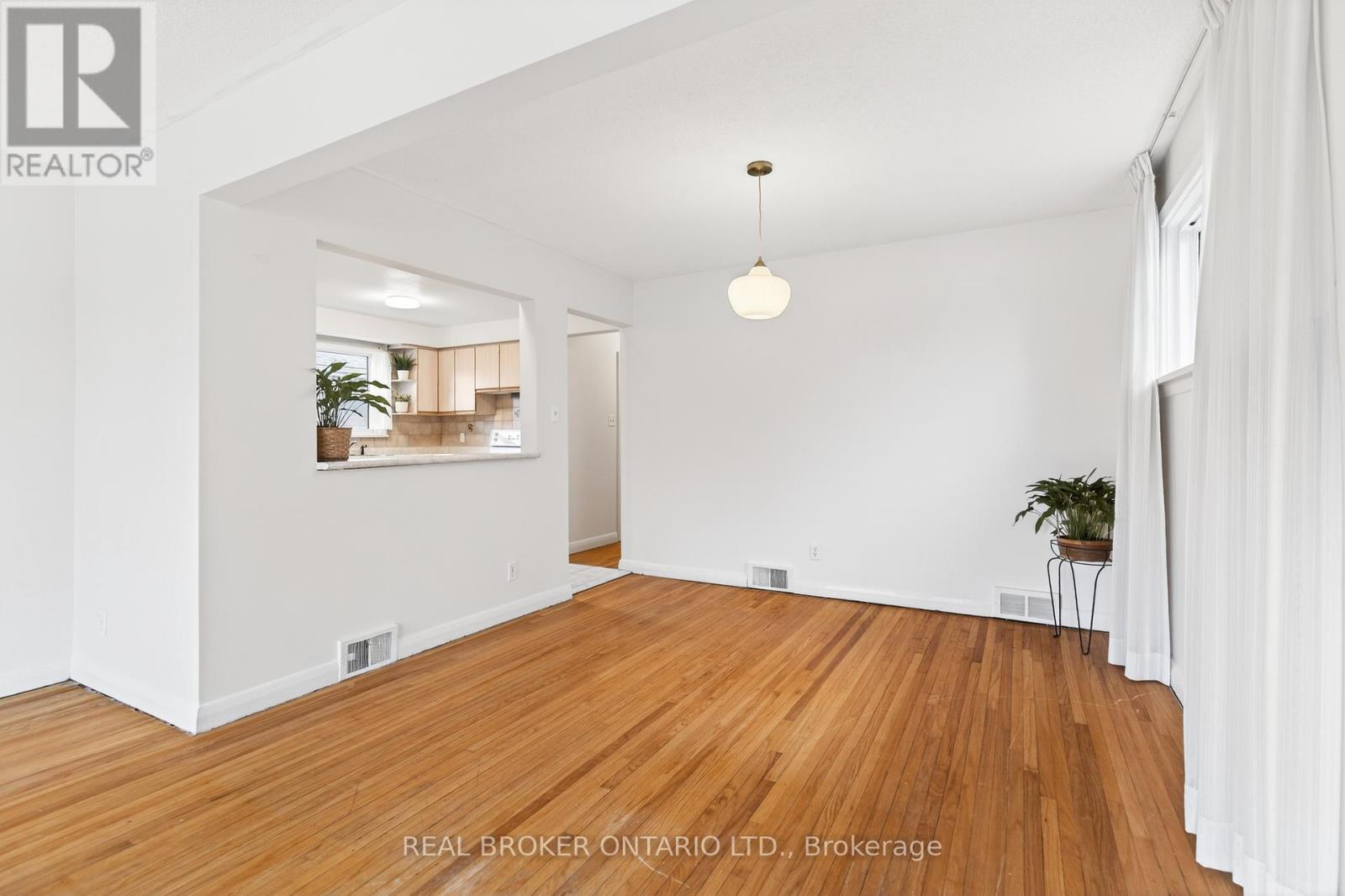 141 Ellesmere Road, Toronto, Ontario  M1R 4C3 - Photo 9 - E12928918