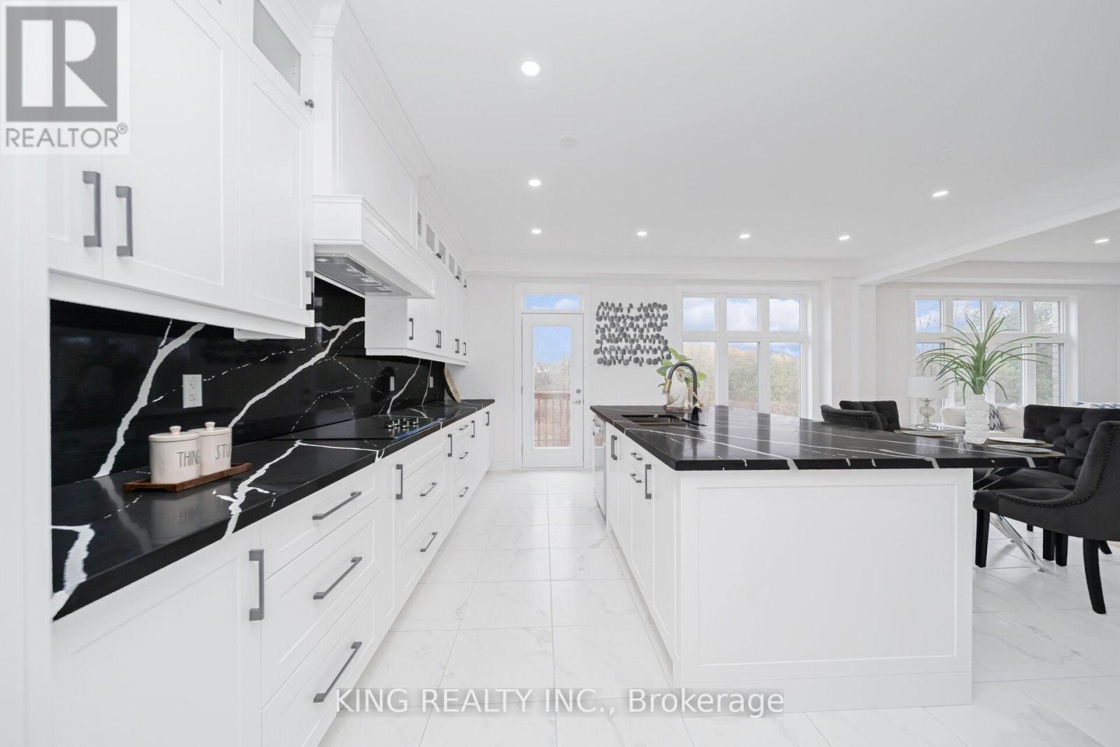 79 Big Canoe Drive, Georgina, Ontario  L0E 1R0 - Photo 20 - N12926918