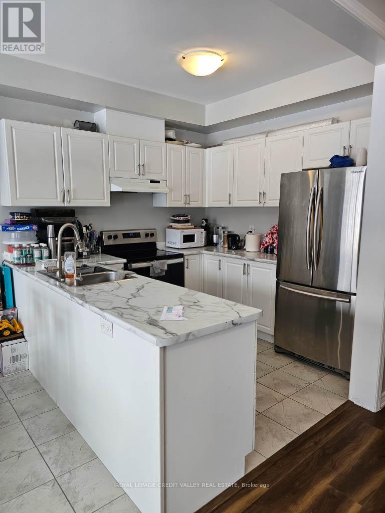 146 Werry Avenue, Southgate, Ontario  N0C 1B0 - Photo 5 - X12683378