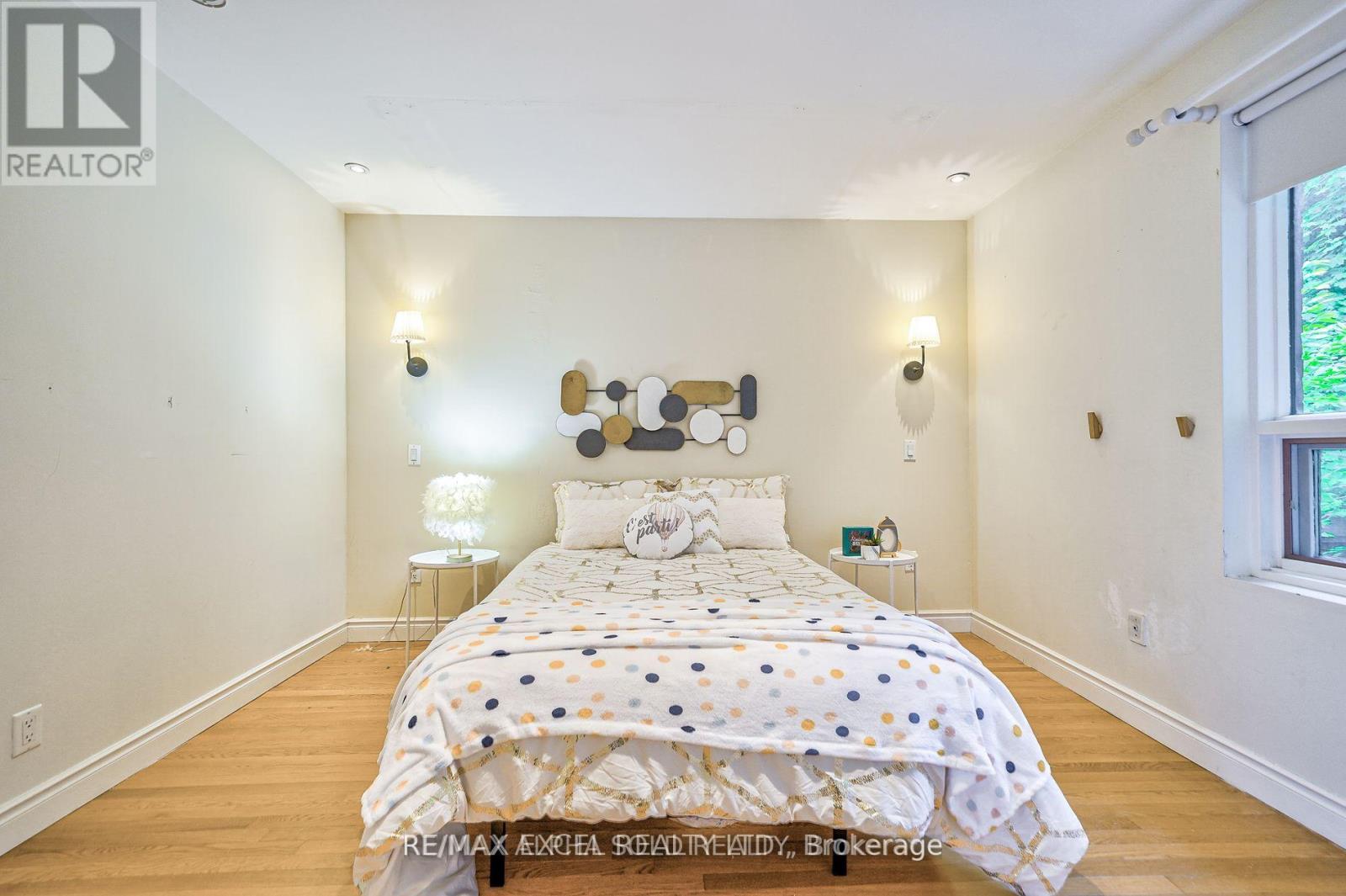 132 Glengarry Avenue, Toronto (Lawrence Park North), Ontario  M5M 1E2 - Photo 24 - C12895714