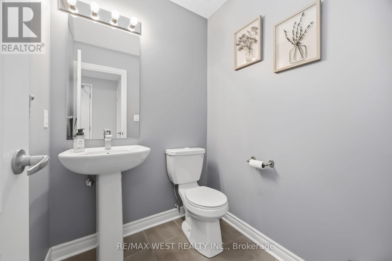 32 - 3905 Major Mackenzie Drive, Vaughan (Vellore Village), Ontario  L4H 4J9 - Photo 19 - N12928746