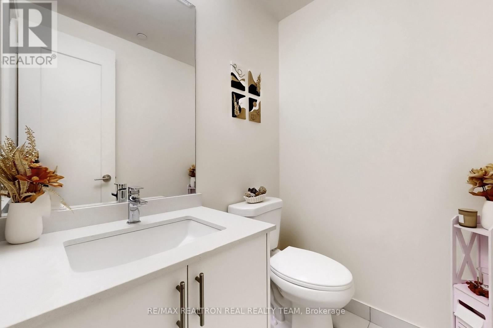 207 - 8960 Jane Street, Vaughan (Vellore Village), Ontario  L4K 2M9 - Photo 22 - N12928754