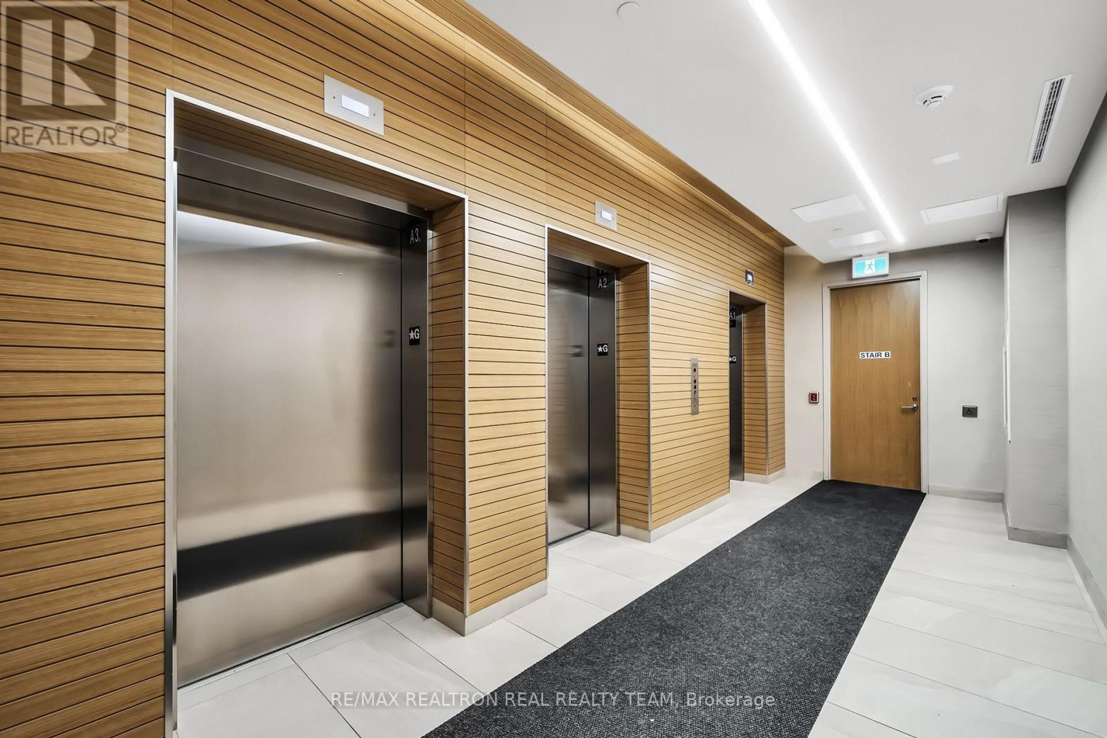 207 - 8960 Jane Street, Vaughan (Vellore Village), Ontario  L4K 2M9 - Photo 8 - N12928754