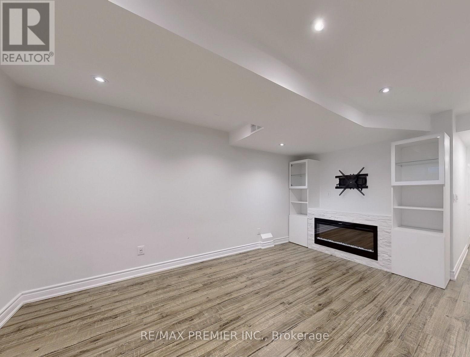 422 Lady Nadia Drive, Vaughan, Ontario  L6A 4E8 - Photo 15 - N12928812