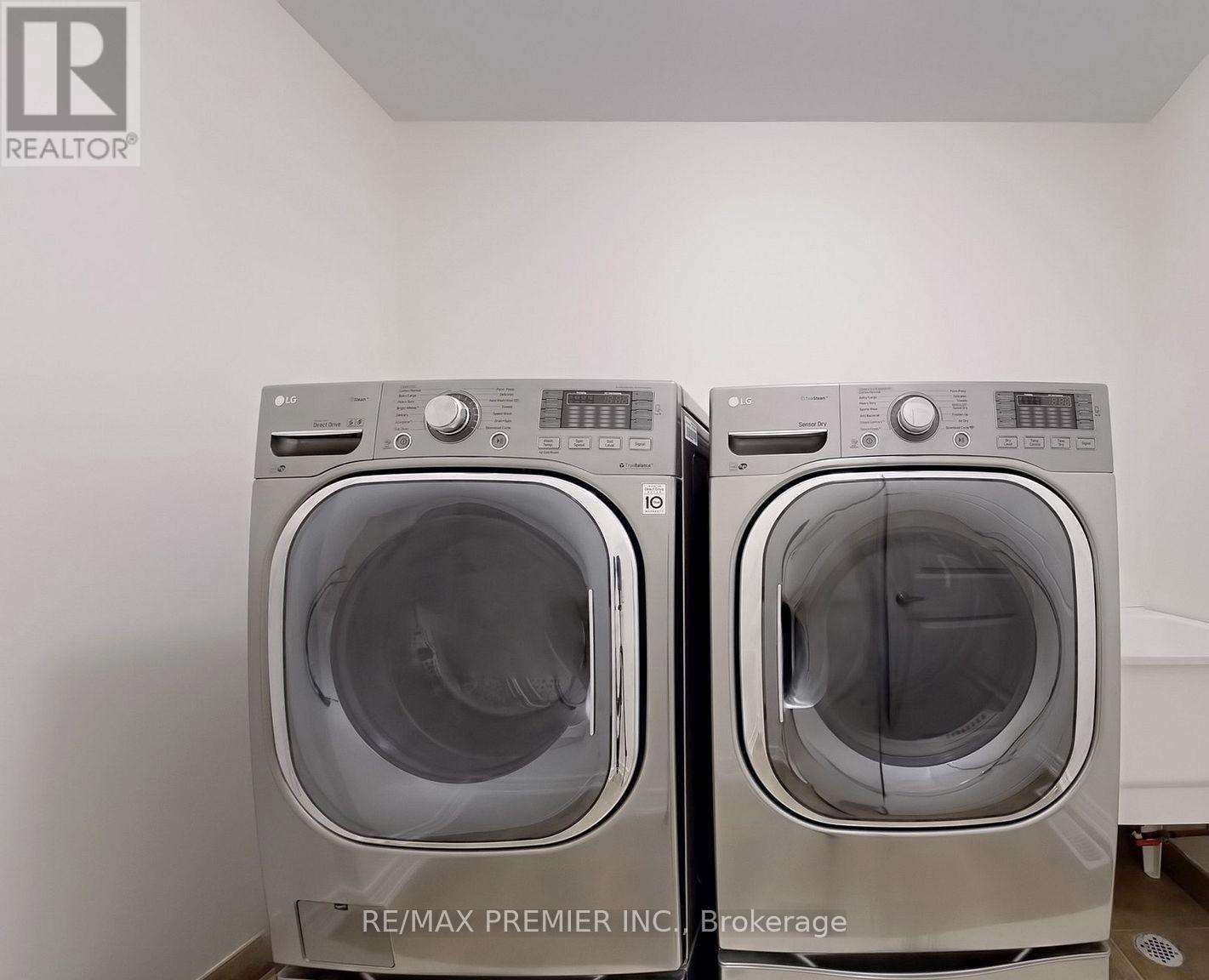 422 Lady Nadia Drive, Vaughan, Ontario  L6A 4E8 - Photo 17 - N12928812