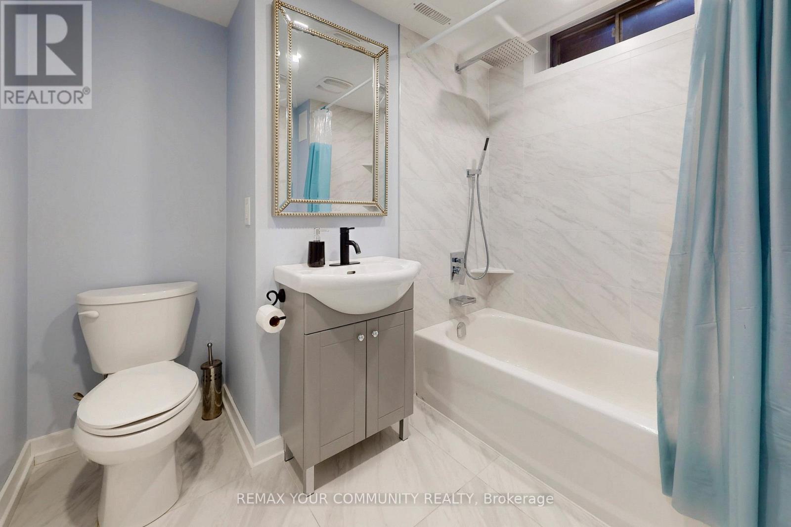 101 Ashton Road, Newmarket, Ontario  L3Y 5R6 - Photo 42 - N12928868