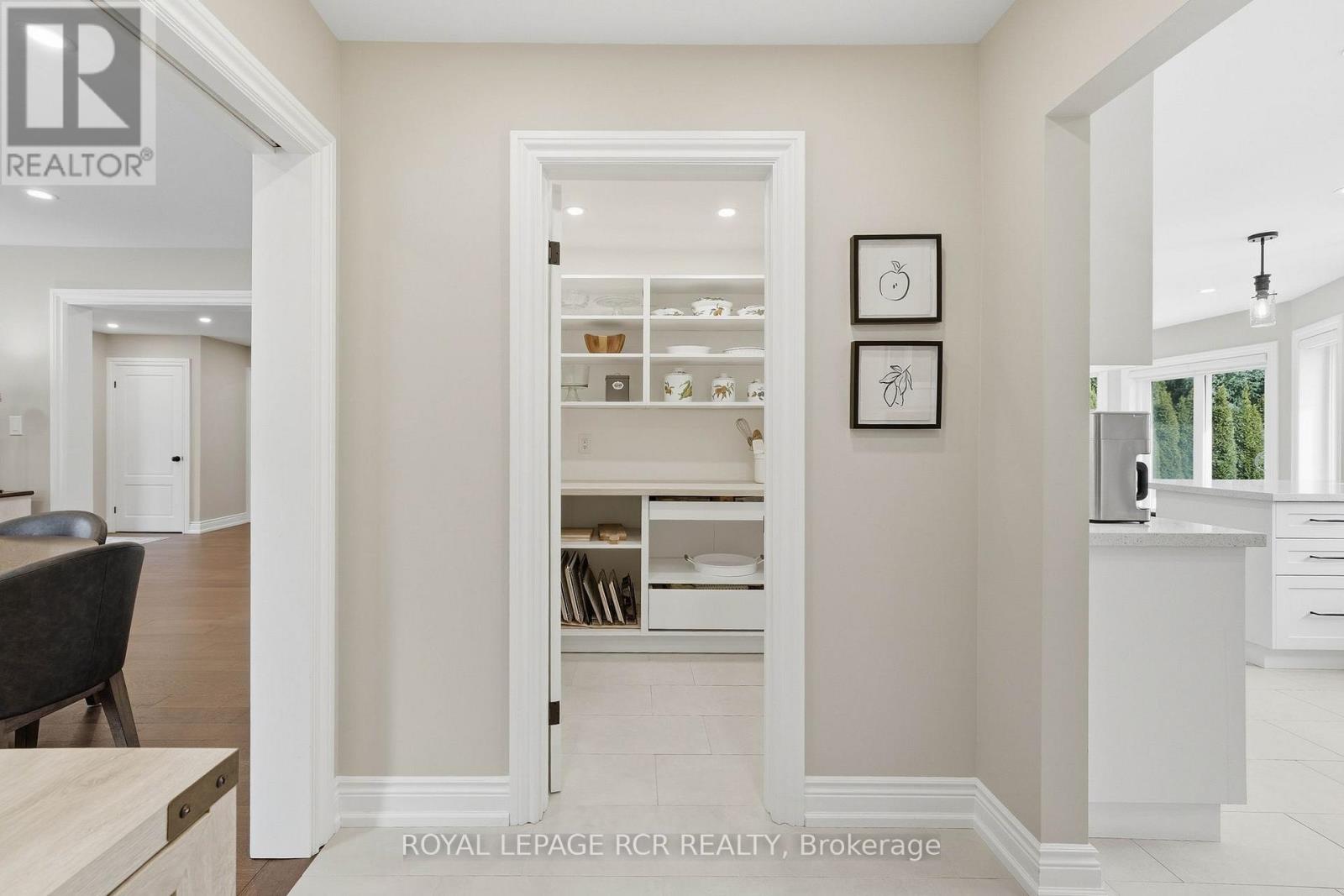 87 Mcclure Drive, King (King City), Ontario  L7B 1B9 - Photo 14 - N12928928