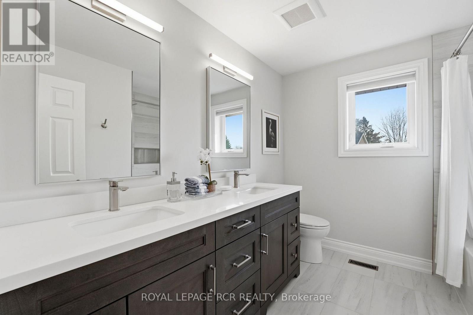 87 Mcclure Drive, King (King City), Ontario  L7B 1B9 - Photo 28 - N12928928