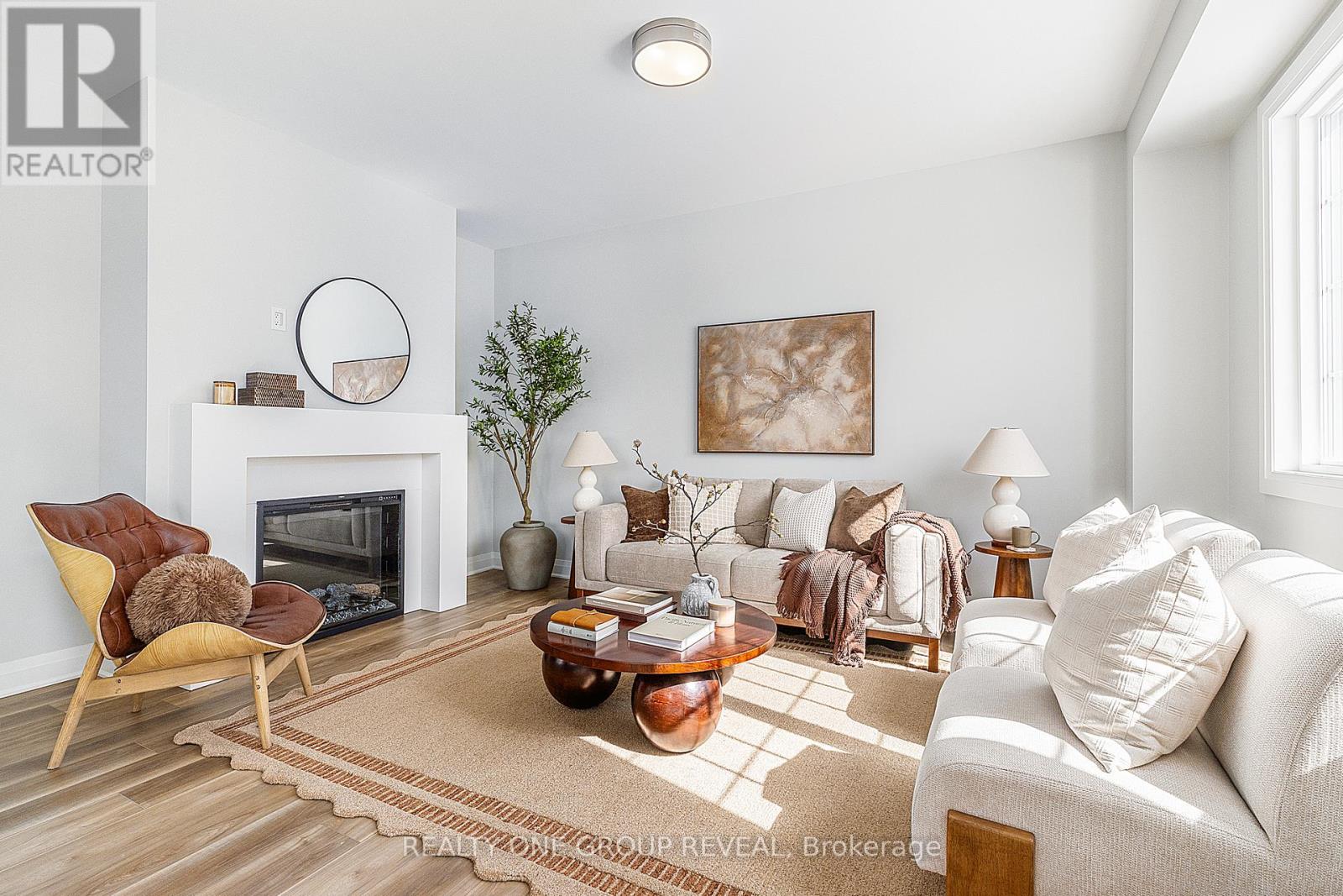 27 Moss Drive, Markham, Ontario  L6C 1N3 - Photo 11 - N12928946