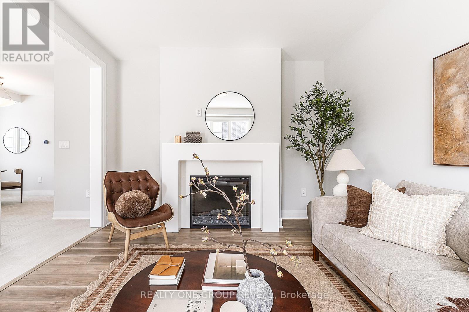 27 Moss Drive, Markham, Ontario  L6C 1N3 - Photo 12 - N12928946