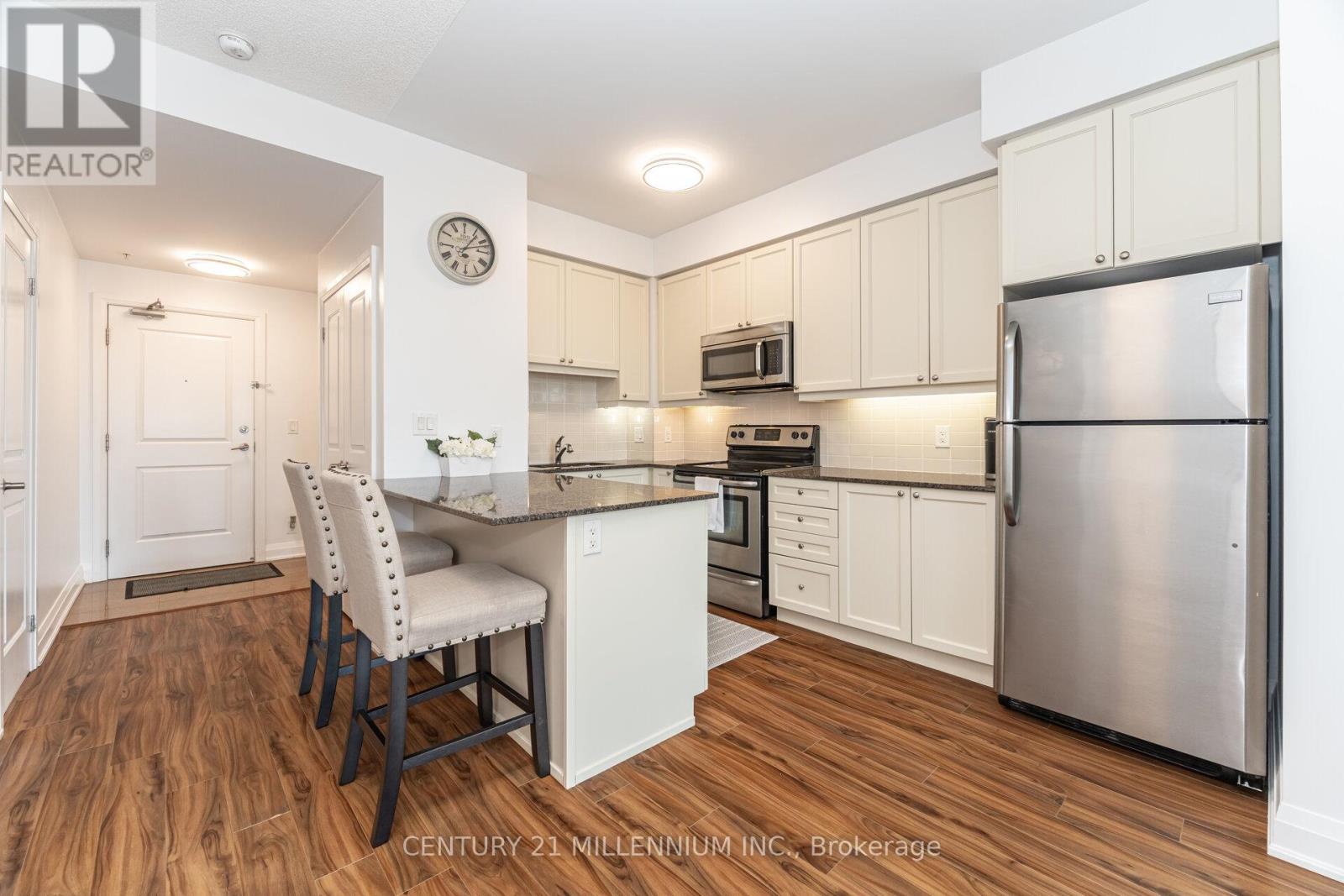 217 - 24 Woodstream Boulevard, Vaughan (Vaughan Grove), Ontario  L4L 8C4 - Photo 9 - N12928994