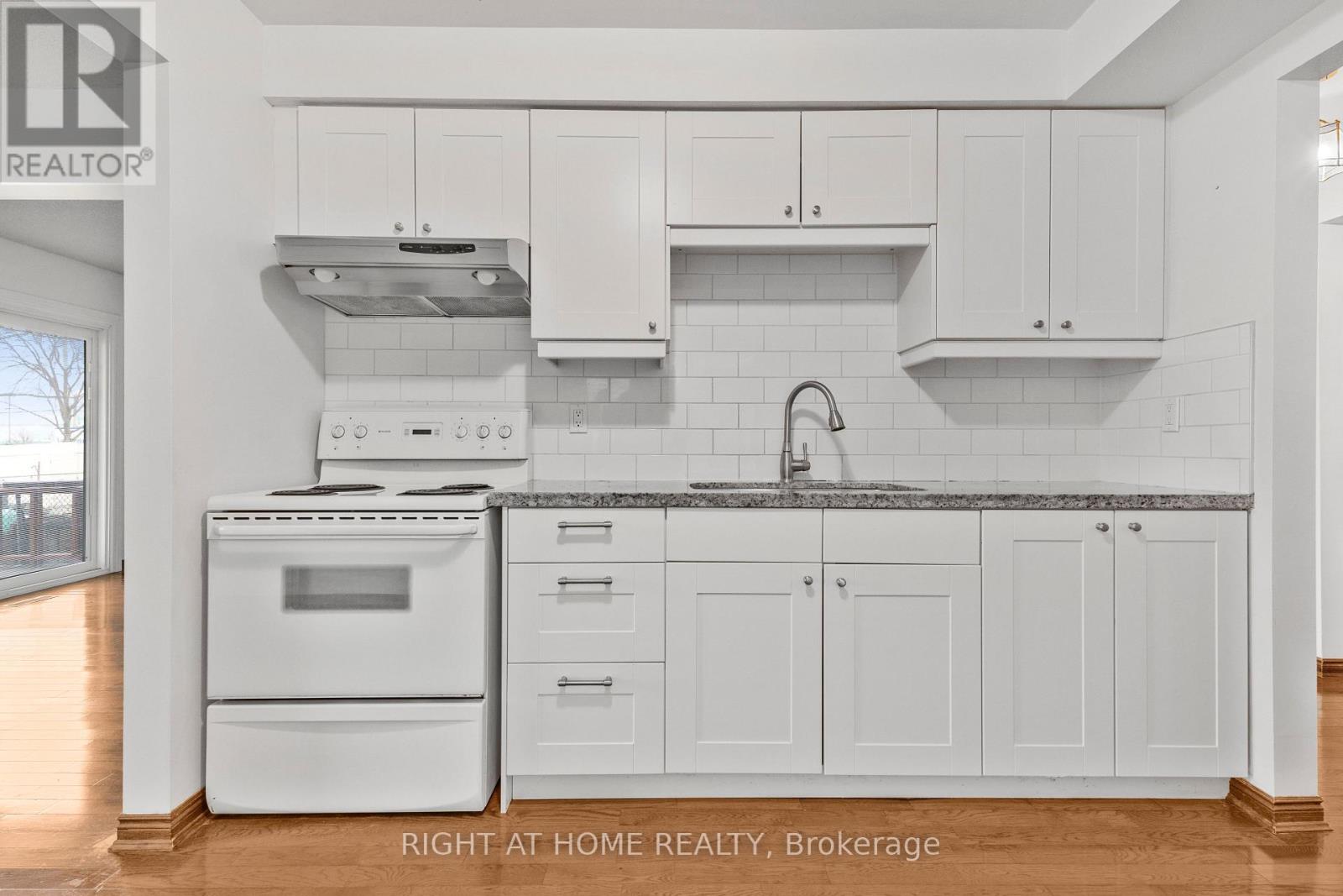 50 Fullerton Crescent, Markham (Milliken Mills West), Ontario  L3R 3G5 - Photo 12 - N12929000