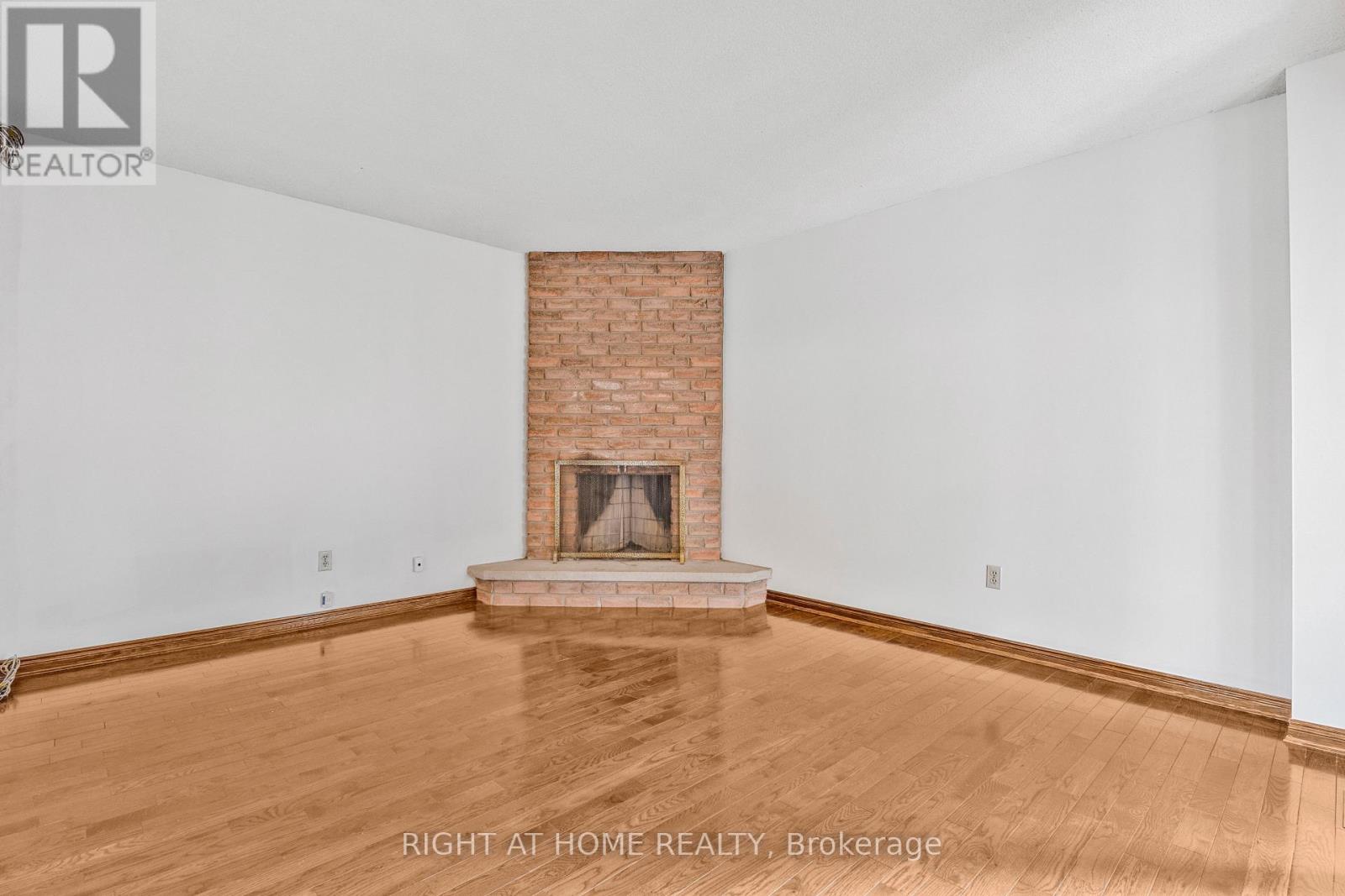 50 Fullerton Crescent, Markham (Milliken Mills West), Ontario  L3R 3G5 - Photo 7 - N12929000