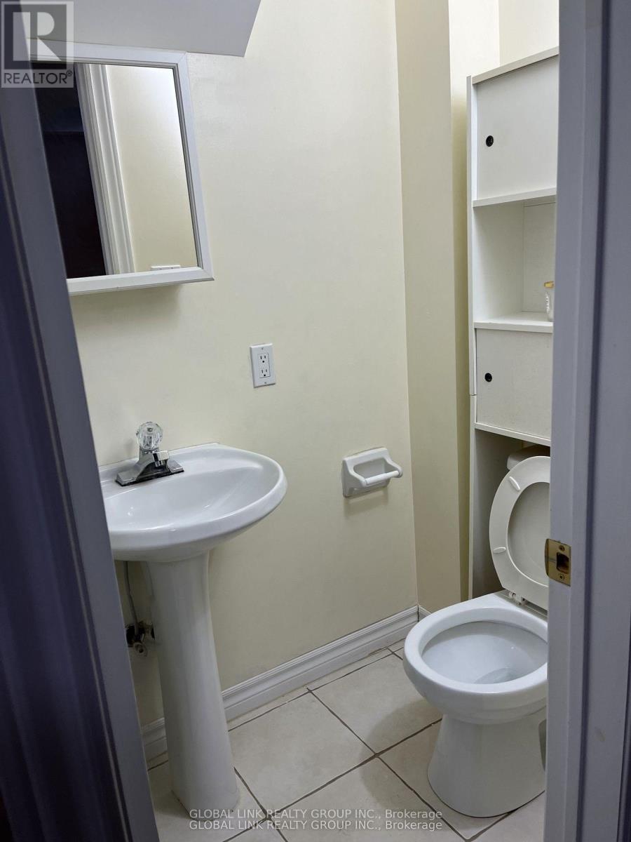 Basement - 166 Valentina Drive, Markham (Village Green-South Unionville), Ontario  L3R 4R8 - Photo 13 - N12929034