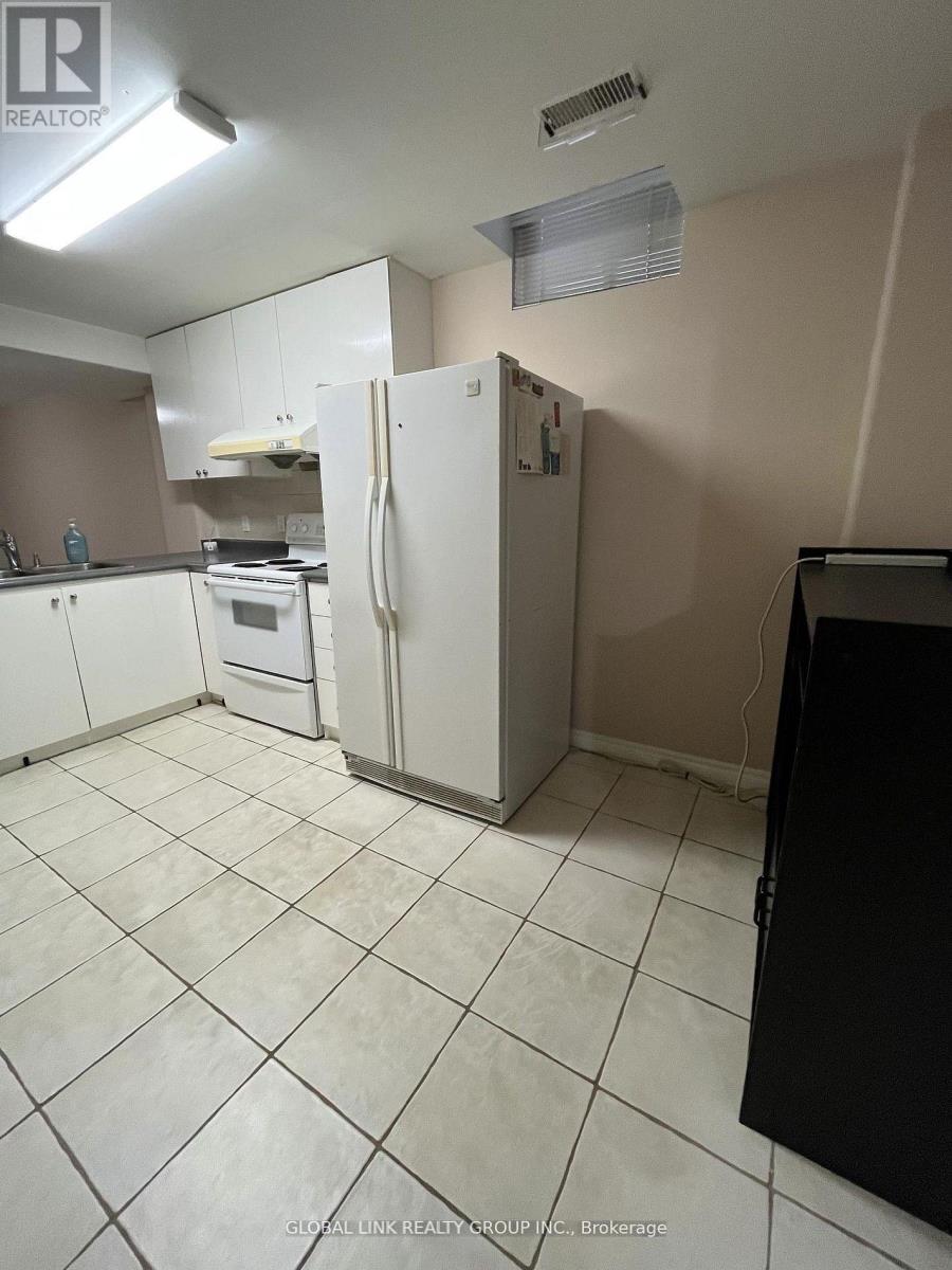 Basement - 166 Valentina Drive, Markham (Village Green-South Unionville), Ontario  L3R 4R8 - Photo 6 - N12929034