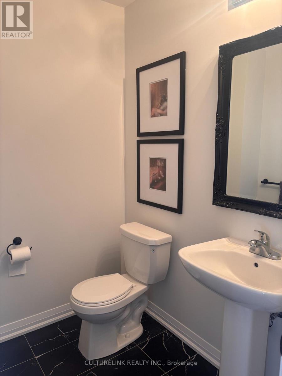 1426 Stovell Crescent, Innisfil (Lefroy), Ontario  L0L 1W0 - Photo 13 - N12929070