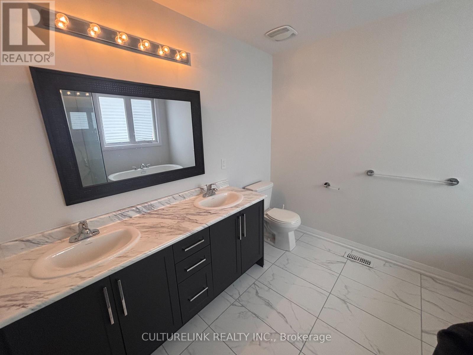 1426 Stovell Crescent, Innisfil (Lefroy), Ontario  L0L 1W0 - Photo 28 - N12929070