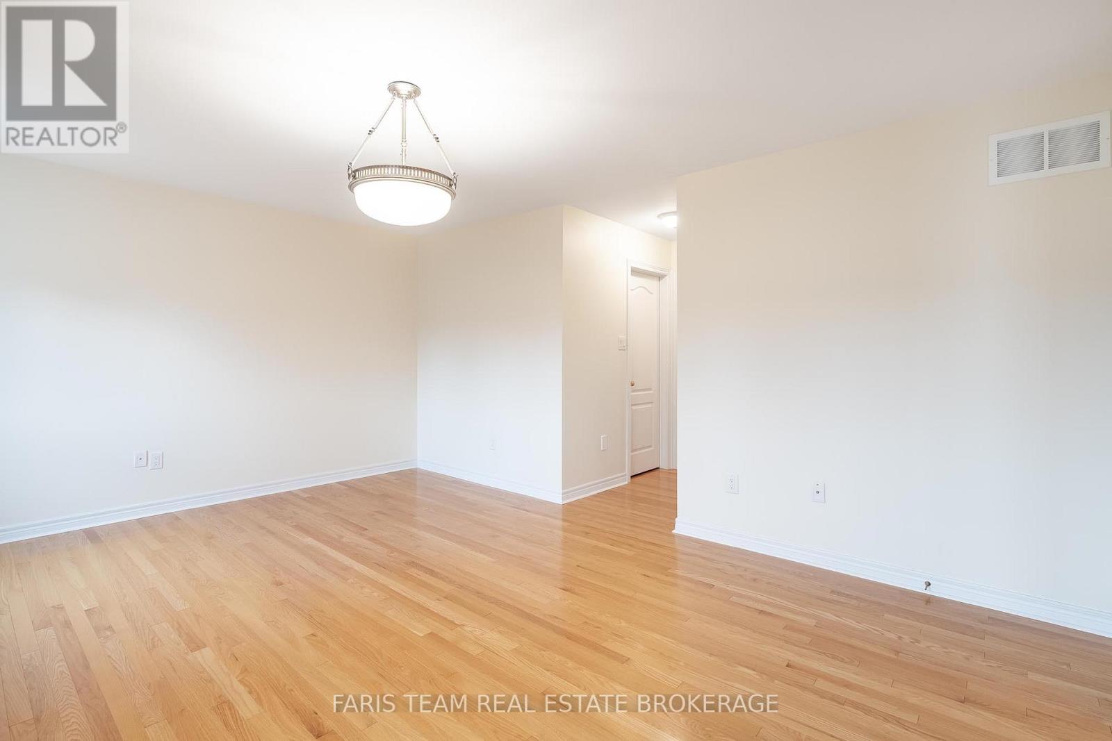 26 Barrington Trail, Collingwood, Ontario  L9Y 0G1 - Photo 18 - S12929008